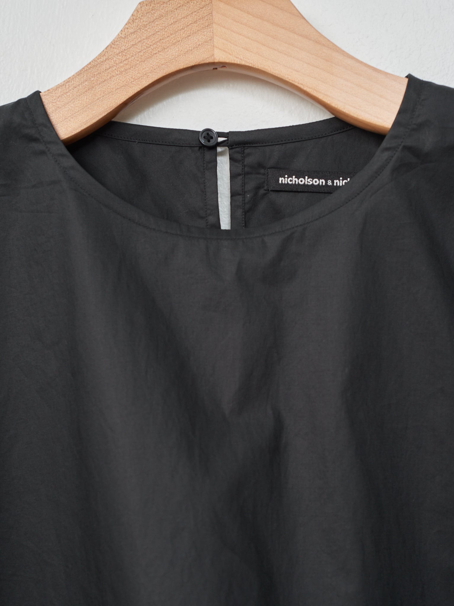 Namu Shop - Nicholson & Nicholson LEMON Top - Black