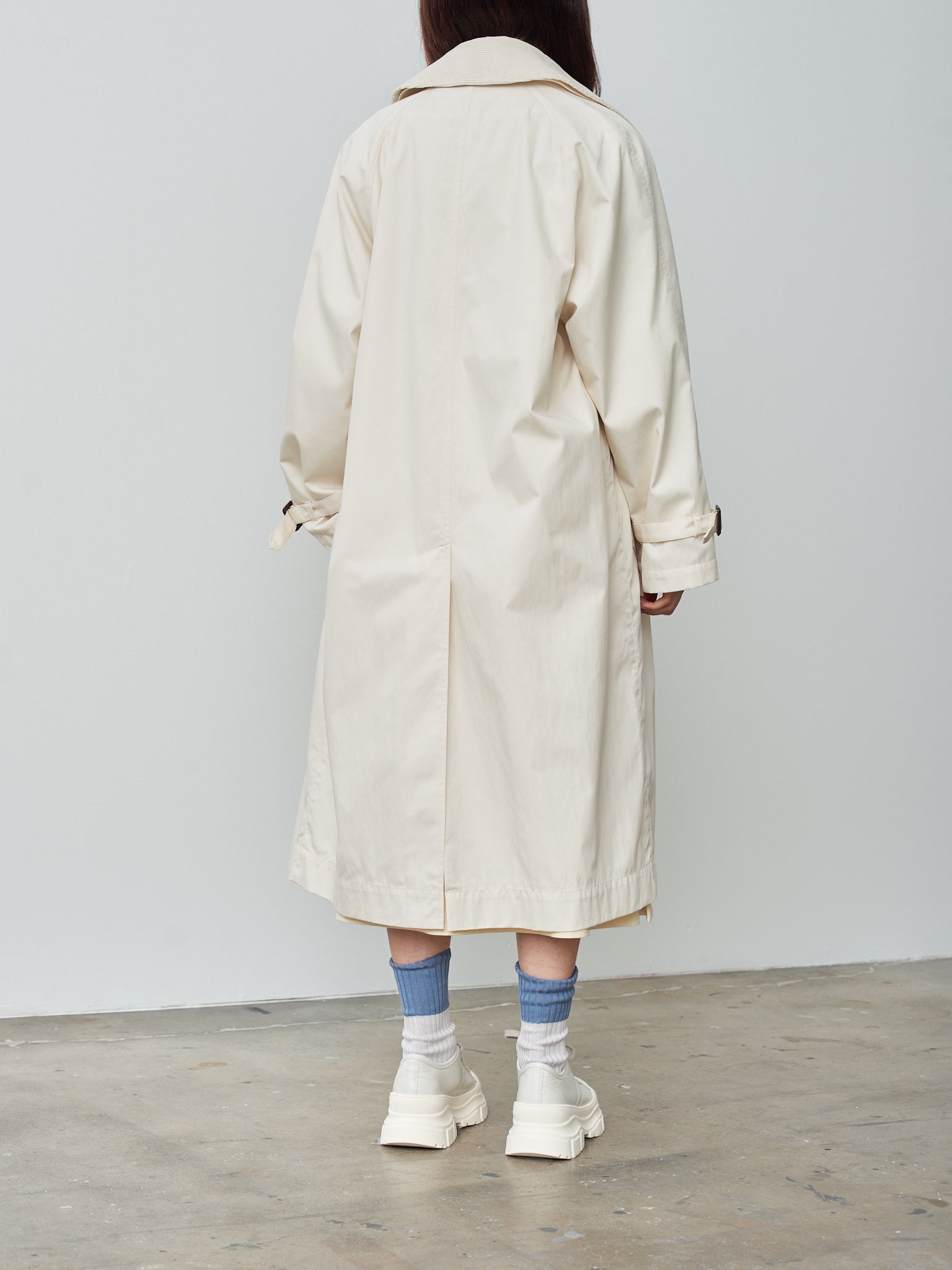 Namu Shop - Nicholson & Nicholson GENTLE Coat - Off White