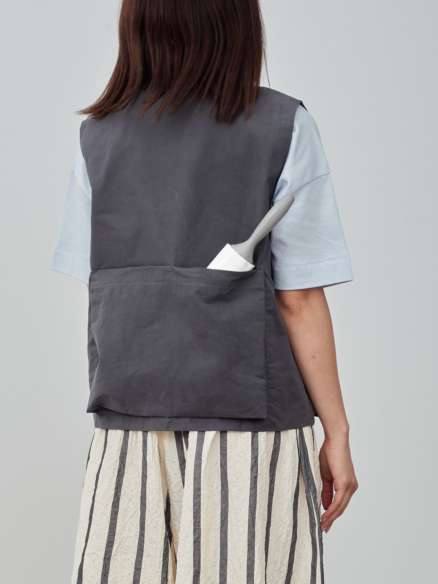 Namu Shop - Toogood The Tinker Gilet - Proofed Cotton Charcoal