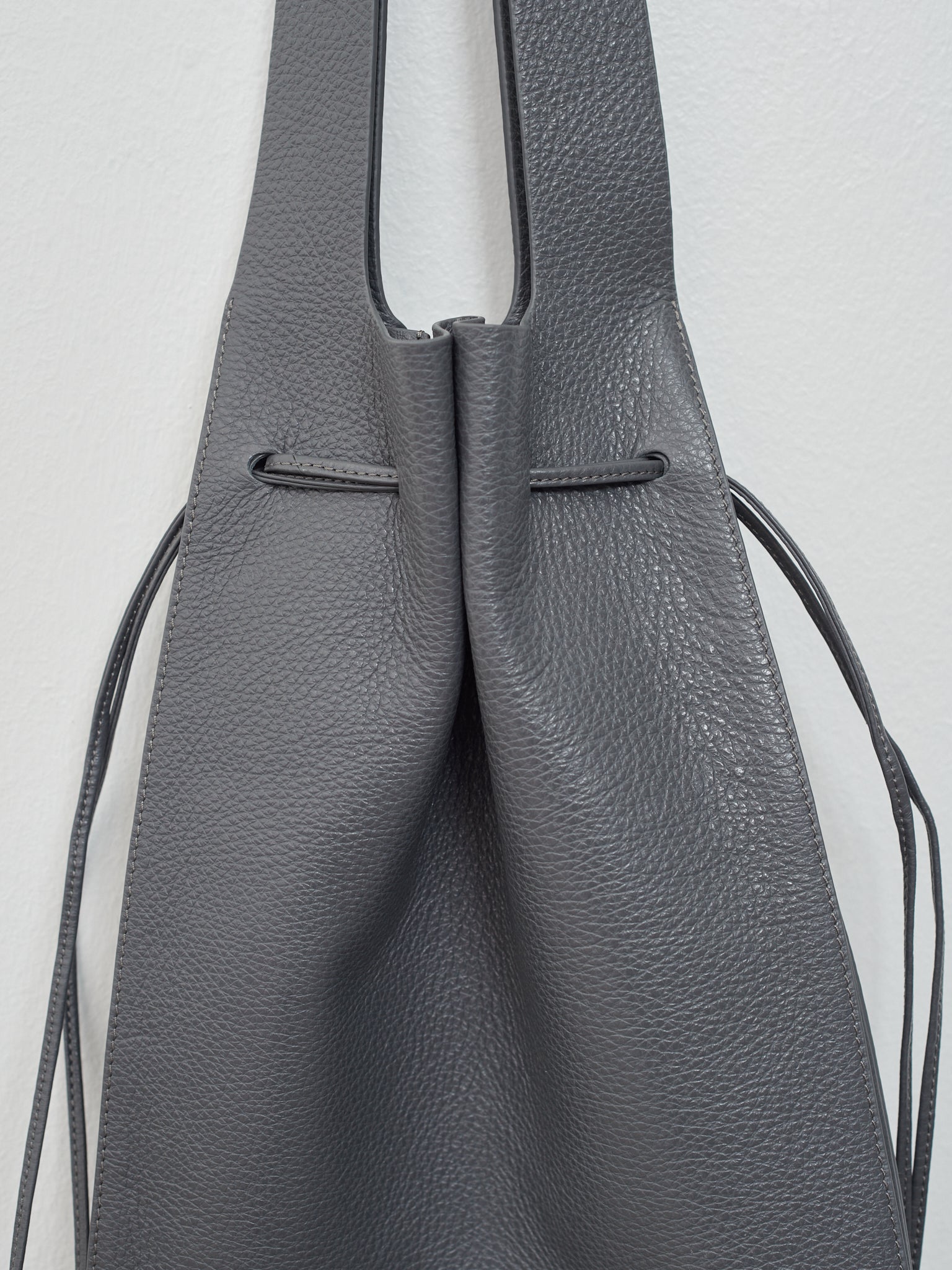 Namu Shop - Aeta Medium Tote - Dark Gray