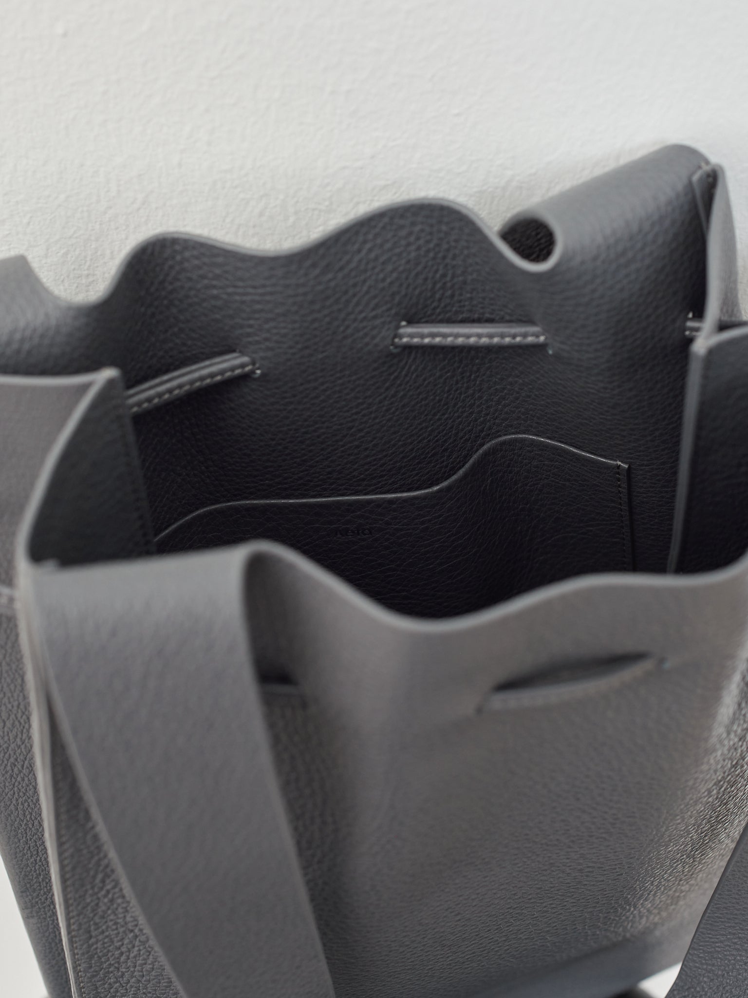 Namu Shop - Aeta Medium Tote - Dark Gray