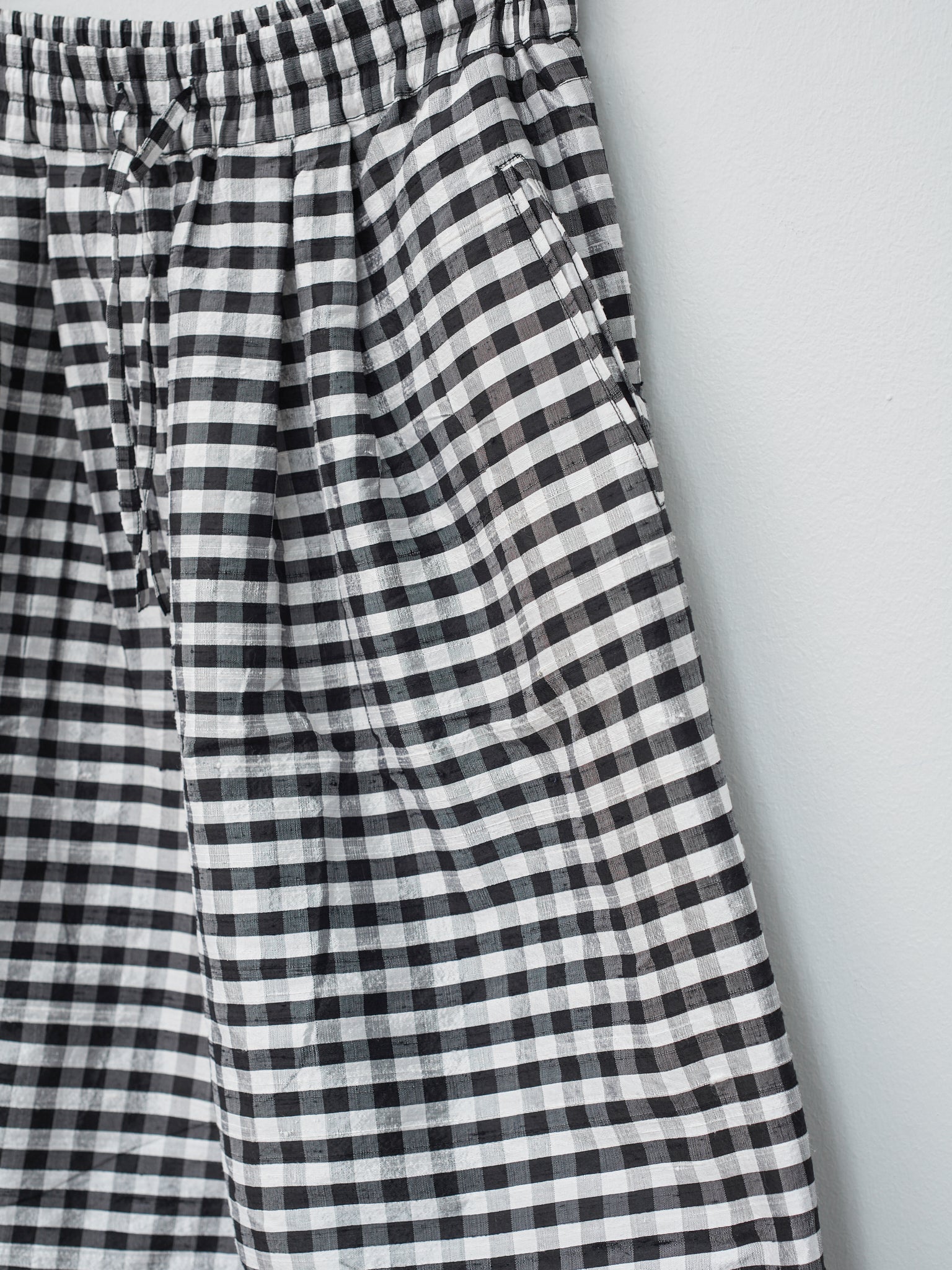 Namu Shop - Veritecoeur Dupion Silk Check Pants - Black x White