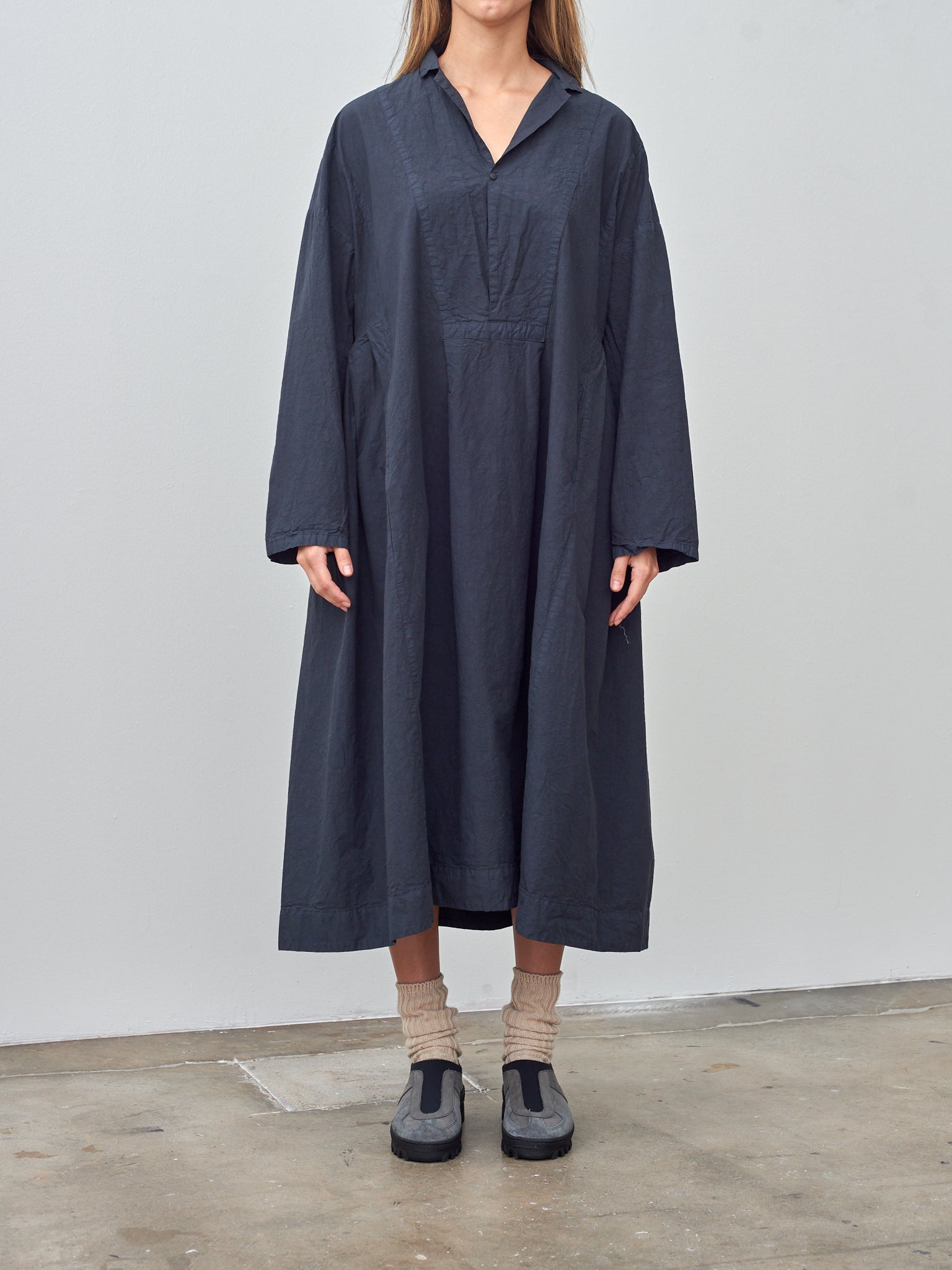 Namu Shop - Veritecoeur Shrink Yoke Dress - Navy Black