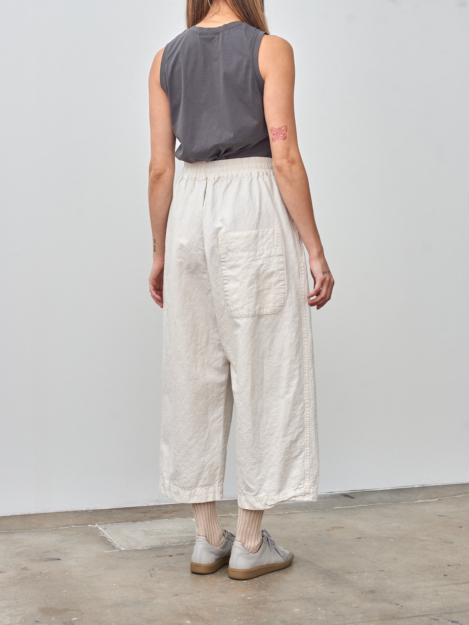 Namu Shop - Veritecoeur Garment Dyed Tuck Pants - Ice Cream
