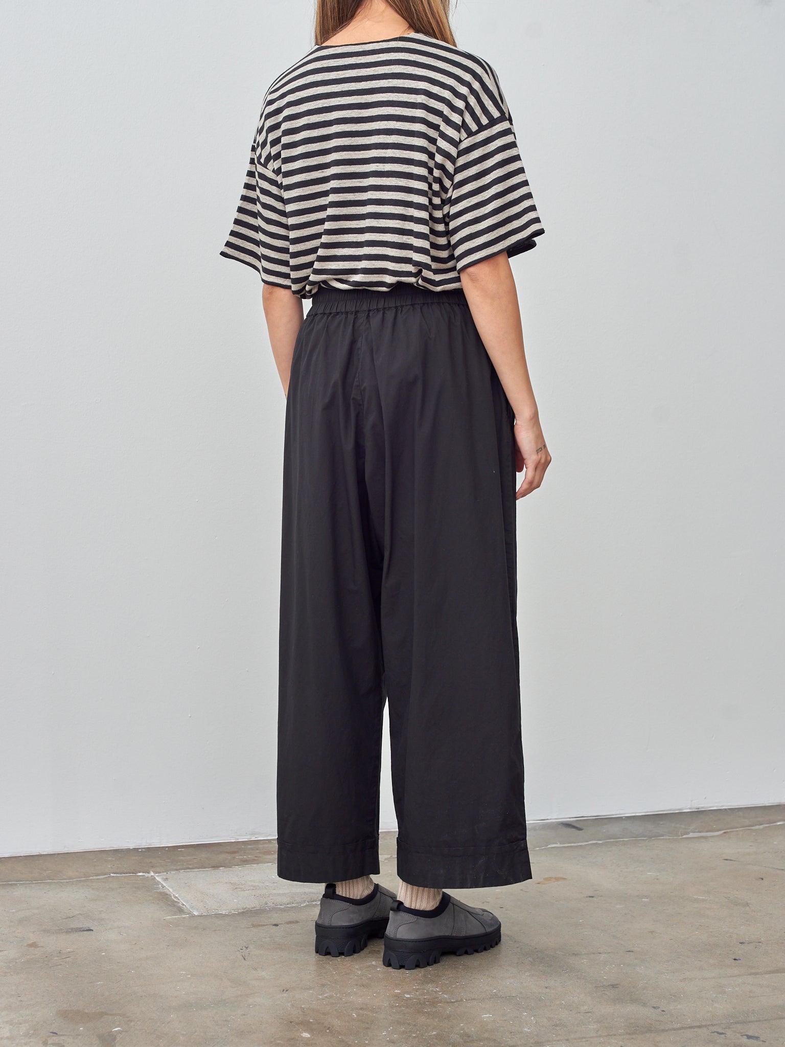 Namu Shop - Veritecoeur Shirring Tuck Pants - Gray