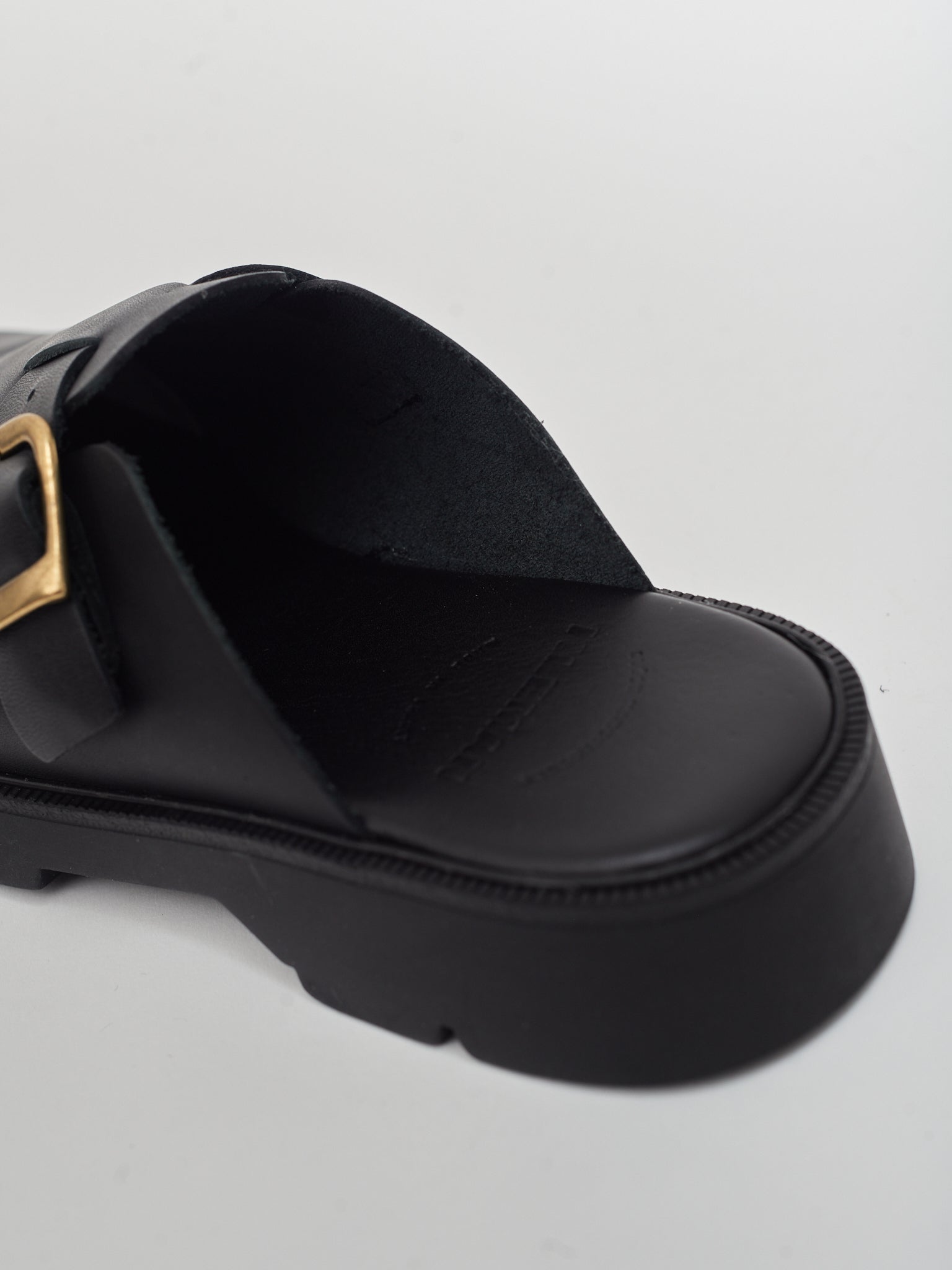 Namu Shop - Kleman Pacha - Black