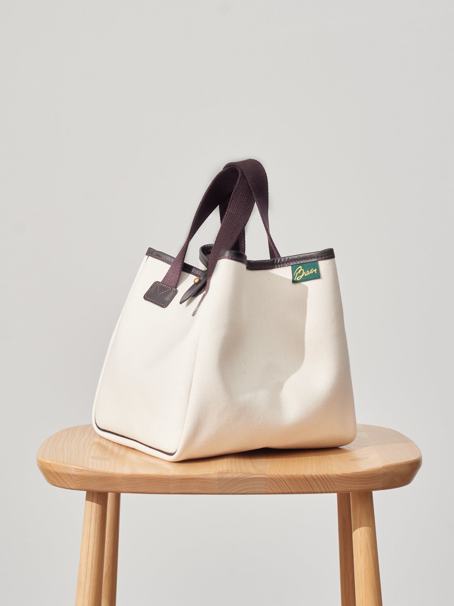 Namu Shop - Brady Bag Beck Cube - Ecru