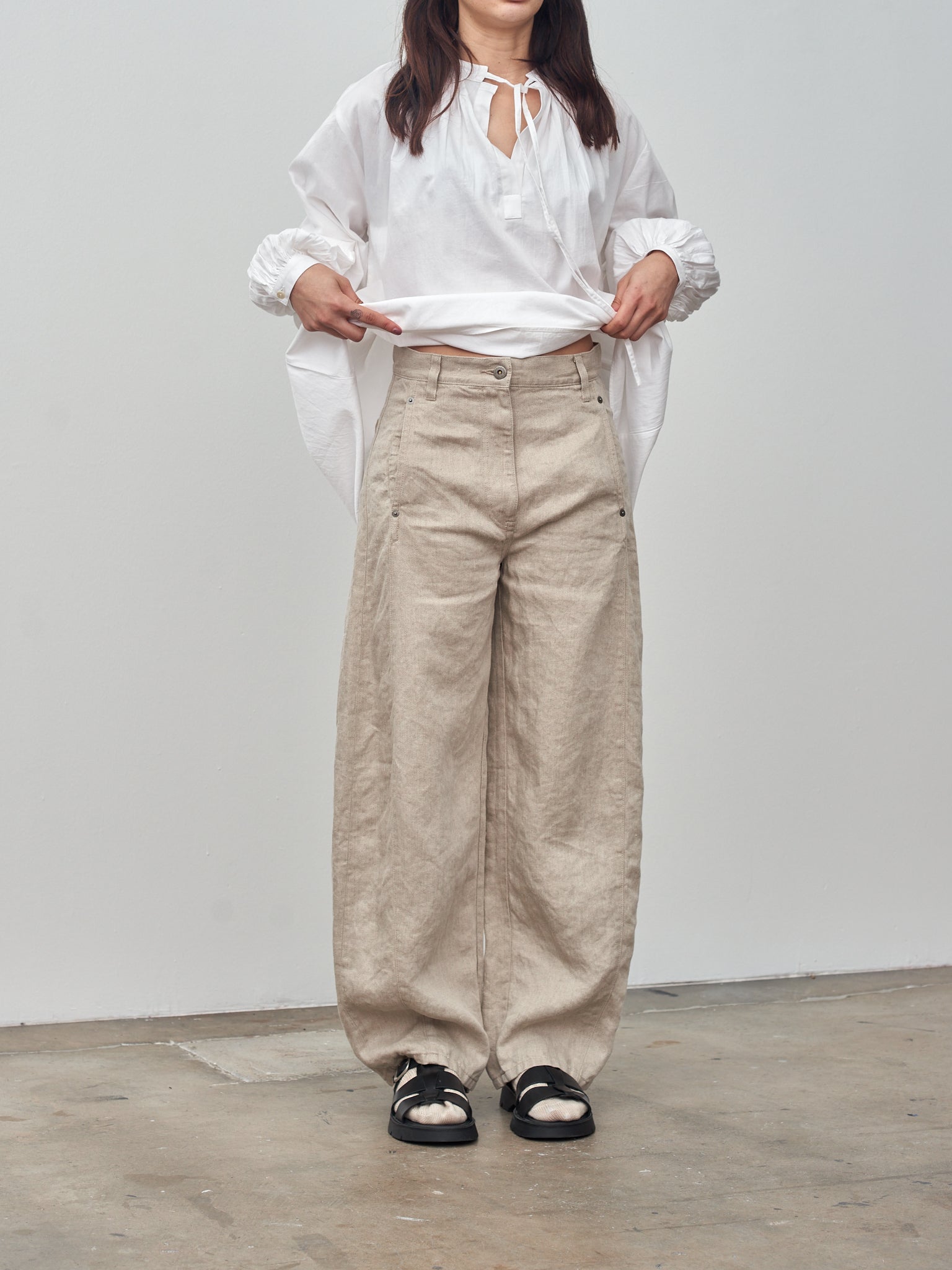 Namu Shop - Sayaka Davis Barrel Pants - Light Taupe