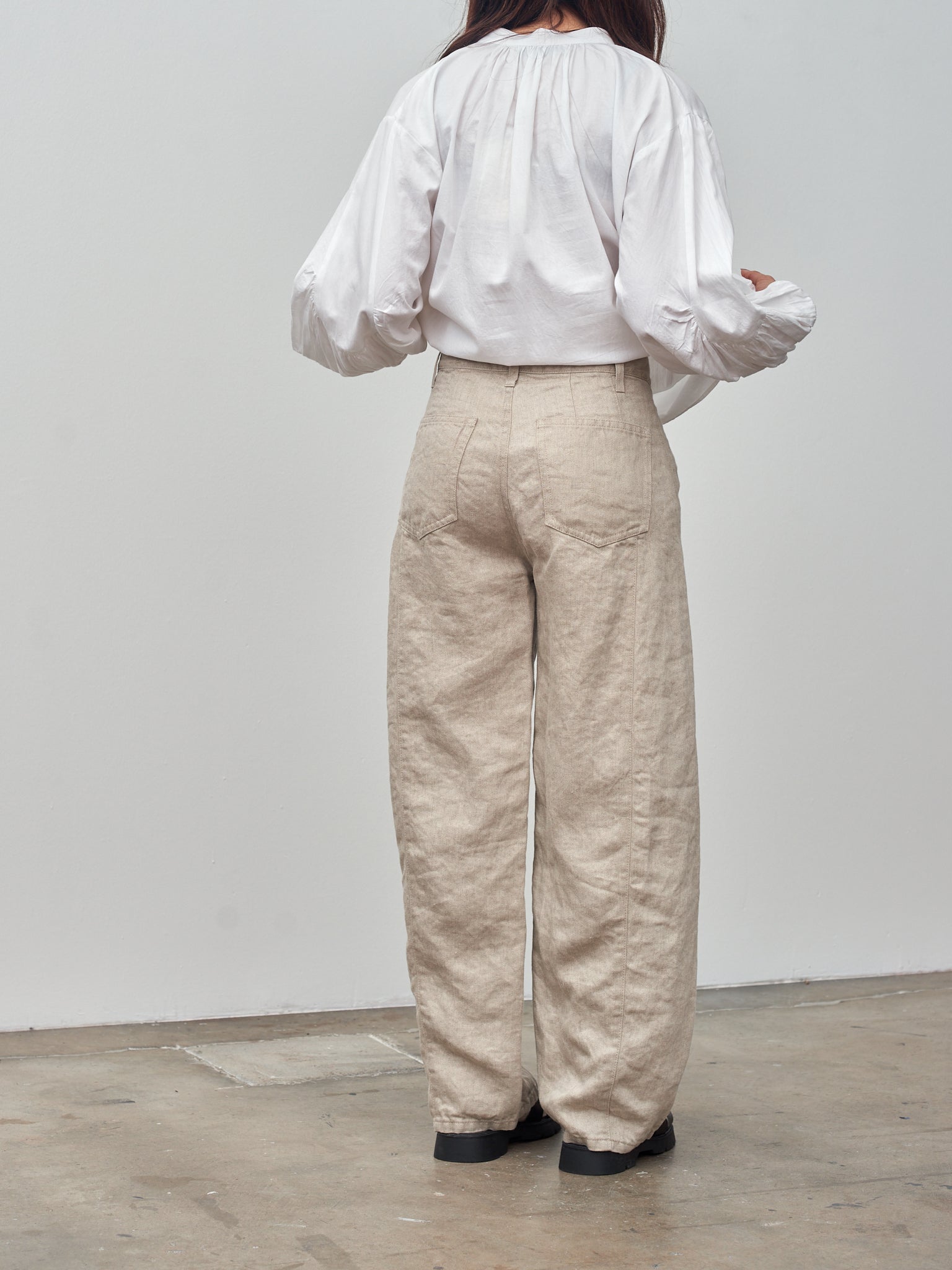 Namu Shop - Sayaka Davis Barrel Pants - Light Taupe