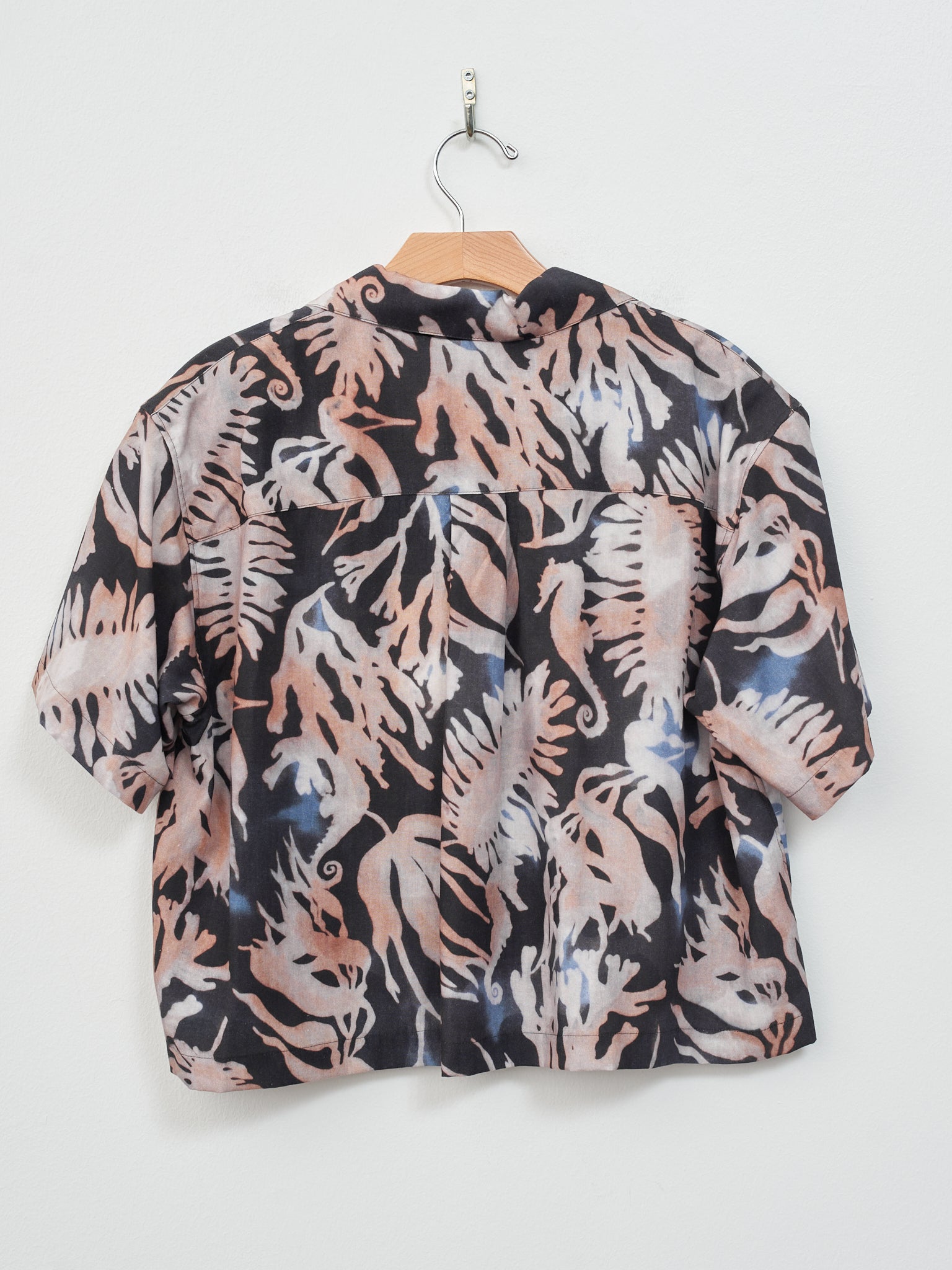 Namu Shop - Sayaka Davis Hikizome Print Cropped Shirt - Seaweed x Seahorse