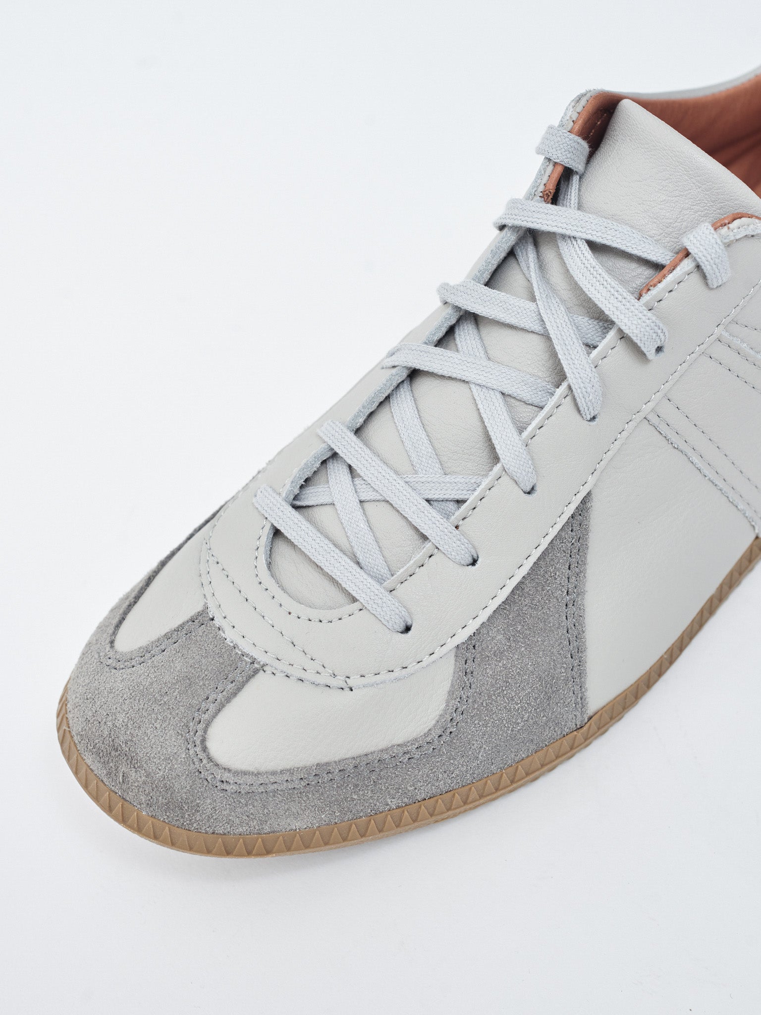 Namu Shop - Reproduction of Found 1700L German Military Trainer - Light Gray