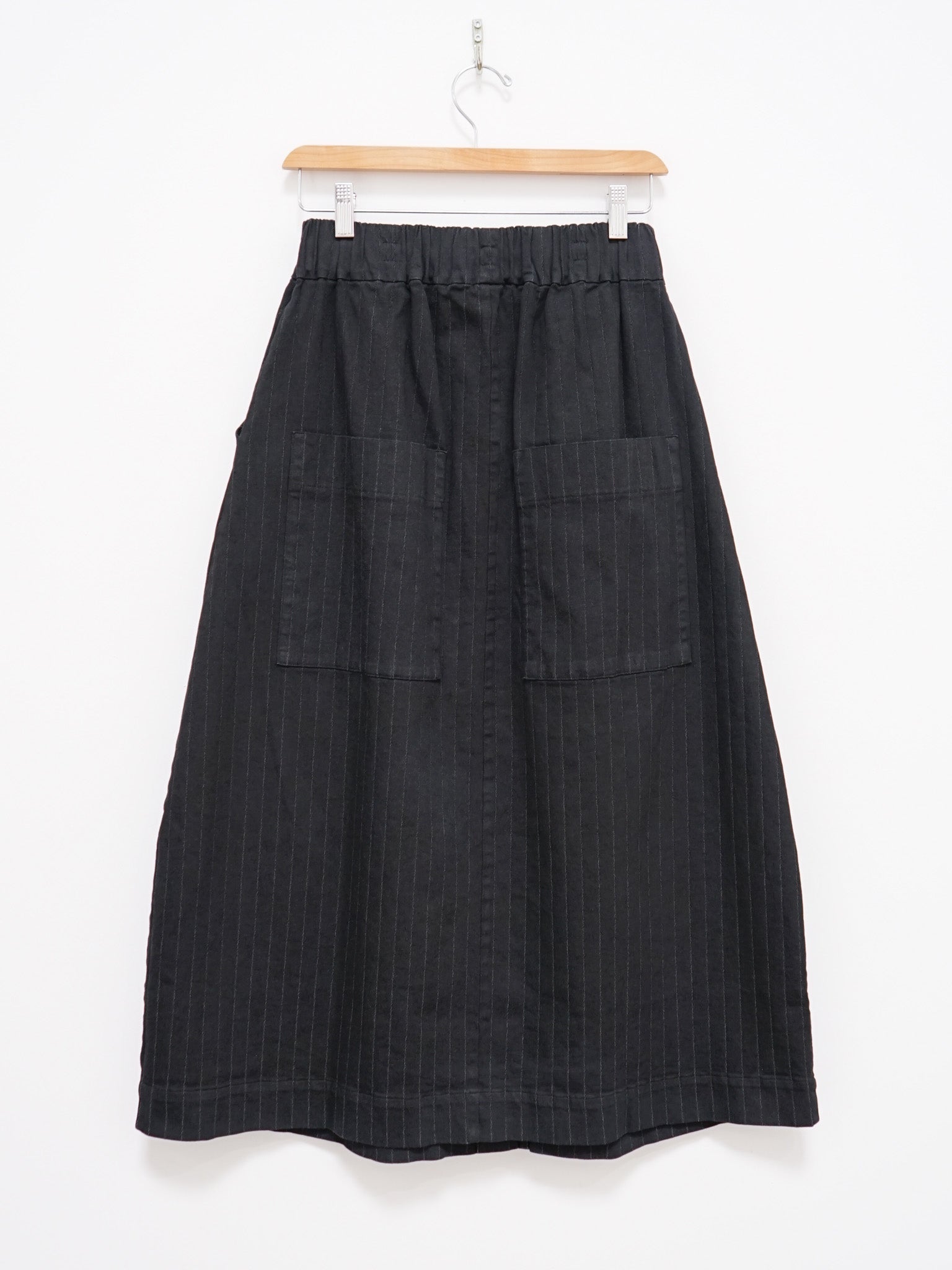 Namu Shop - Album di Famiglia Pinstriped Skirt - Black