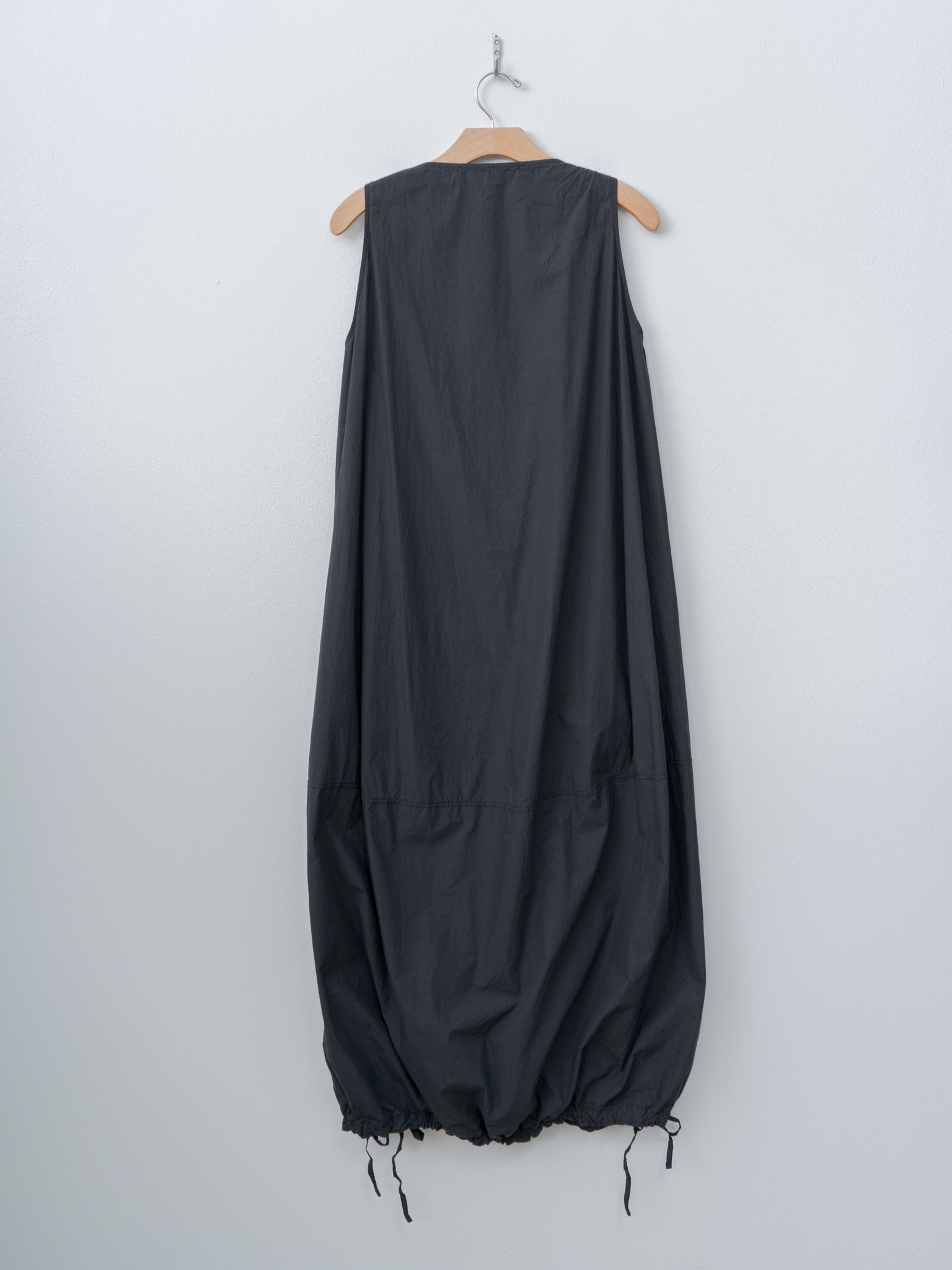 Namu Shop - Album di Famiglia Sleeveless Balloon Dress TC - Black
