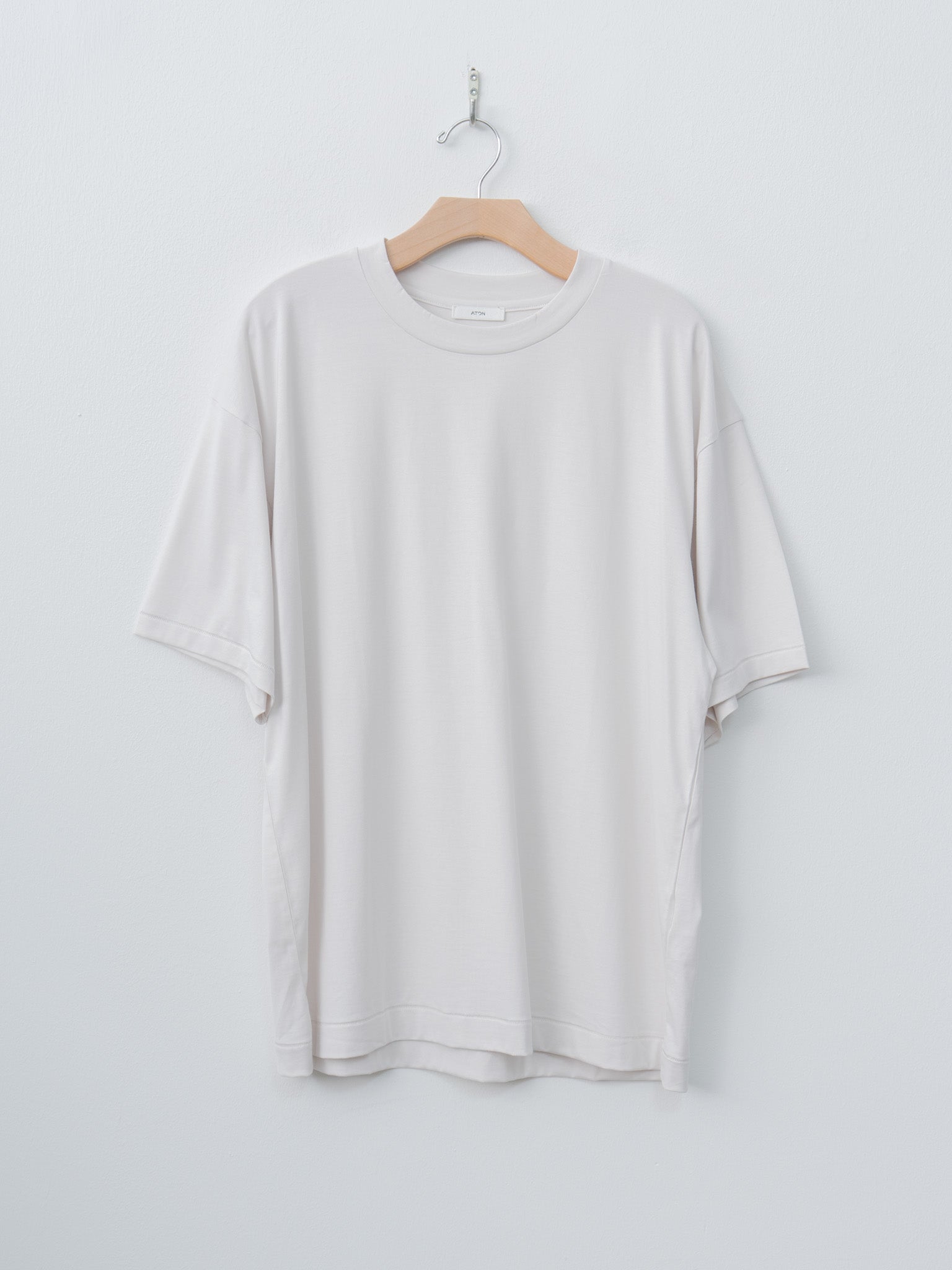 Namu Shop - Aton Suvin 60/2 Oversized T-Shirt - Warm White