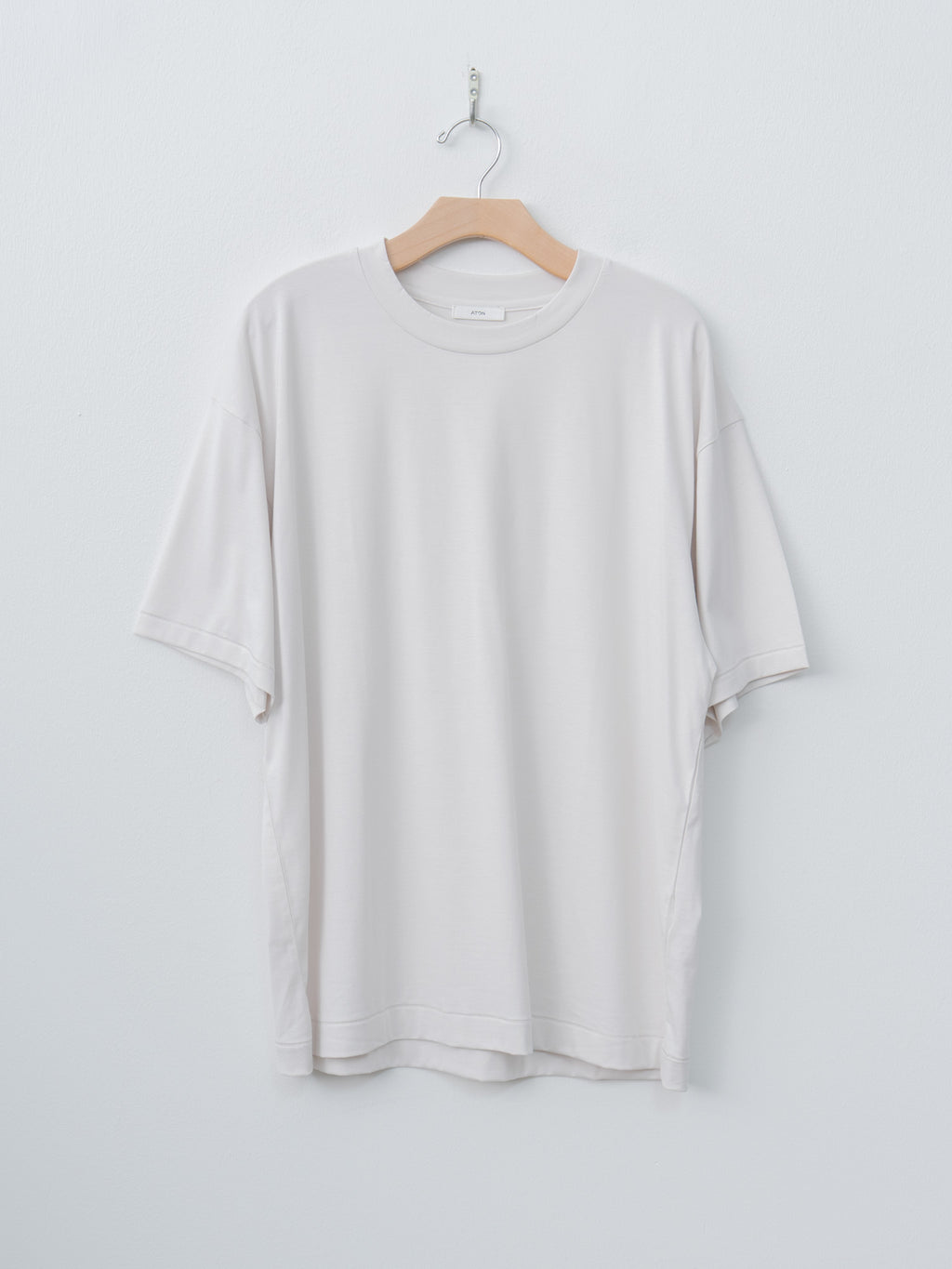 Namu Shop - Aton Suvin 60/2 Oversized T-Shirt - Warm White