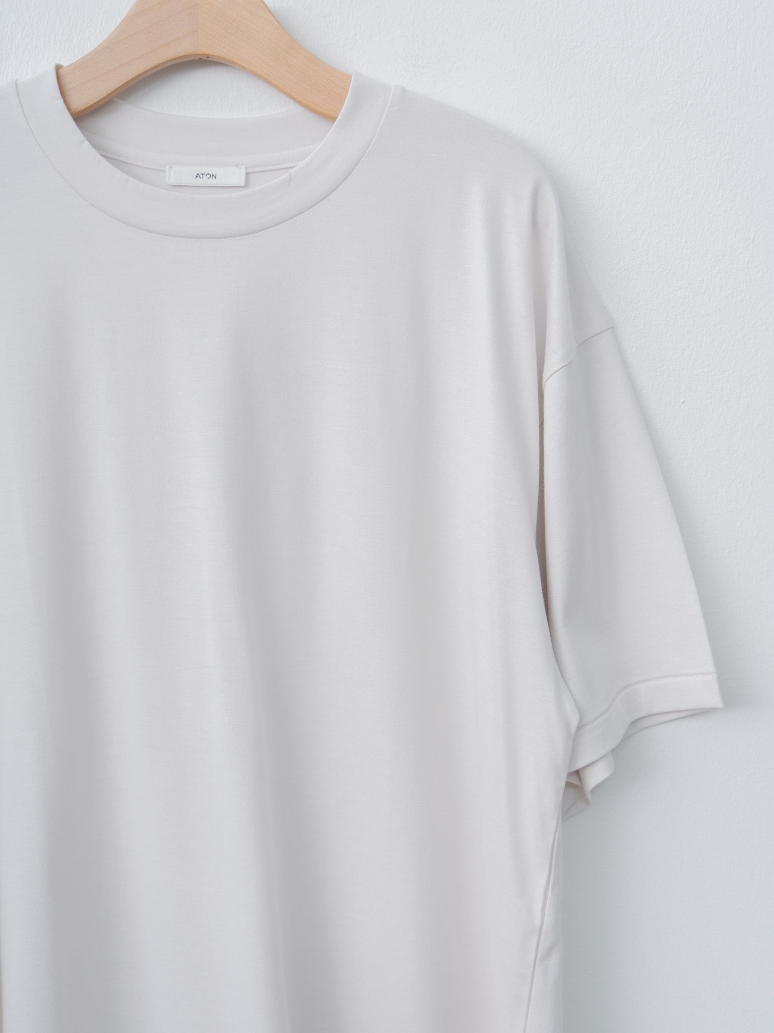 Namu Shop - Aton Suvin 60/2 Oversized T-Shirt - Warm White