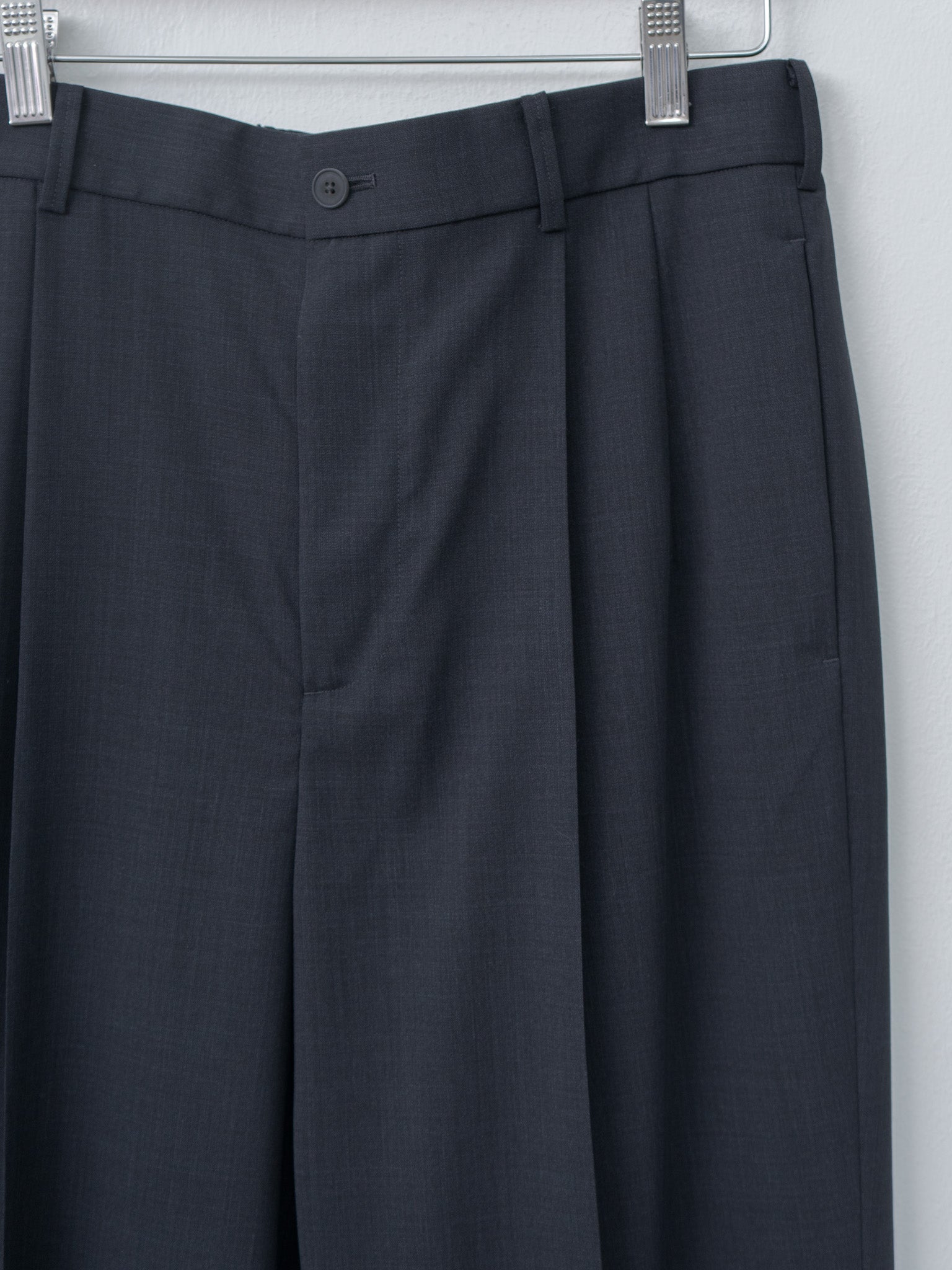 Namu Shop - Aton Twist Wool Gauze Two Tucked Easy Pants - Navy Top