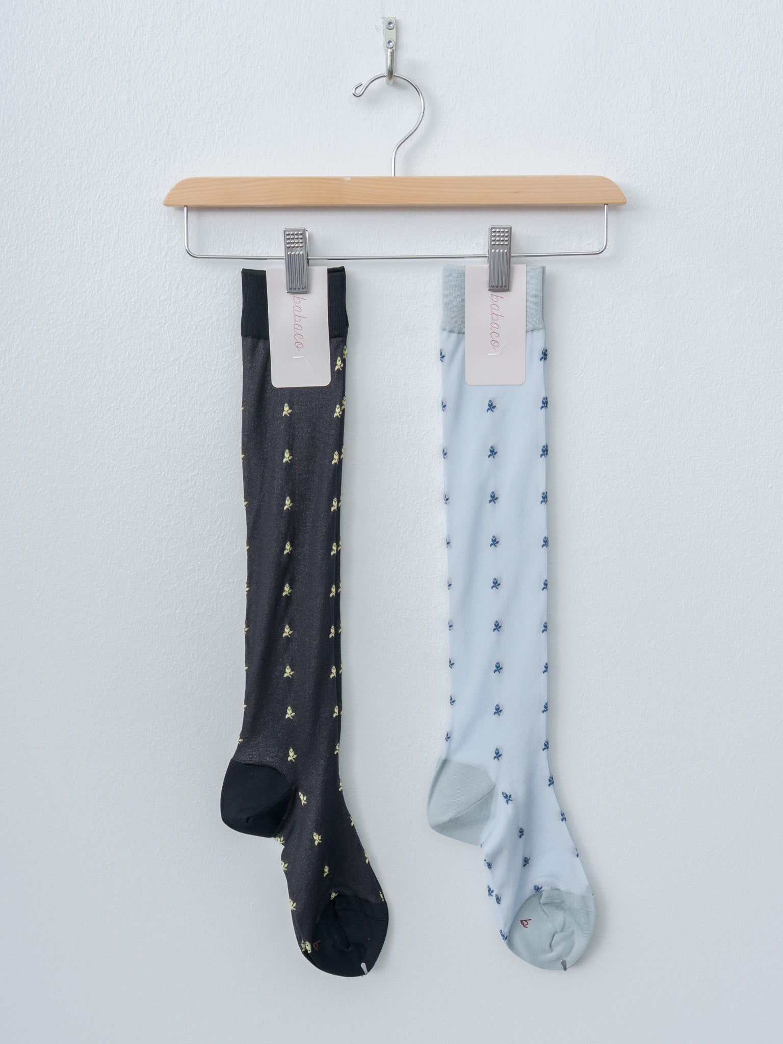 Namu Shop - Babaco Tiny Flower Sheer Knee High Socks - Black, Light Blue