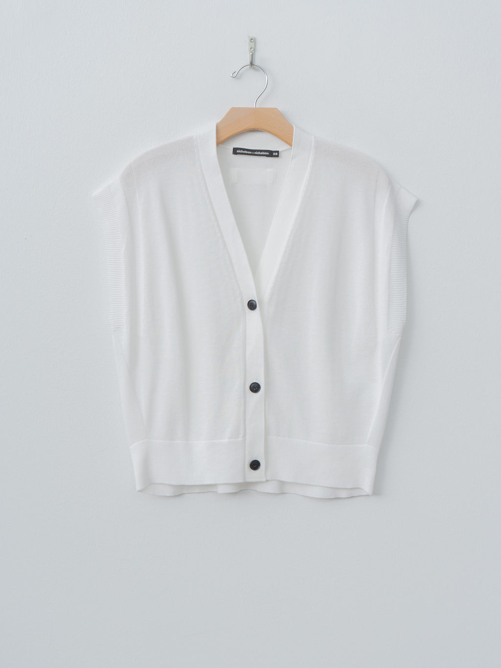 Namu Shop - Nicholson & Nicholson WIND Knit Vest - White