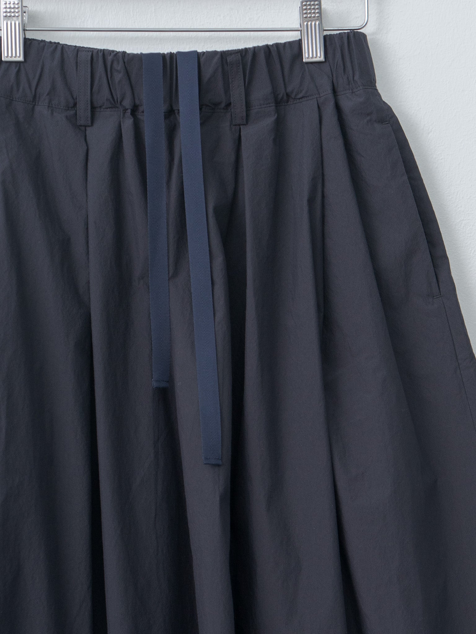 Namu Shop - Nicholson & Nicholson MIRA-W Skirt - Navy