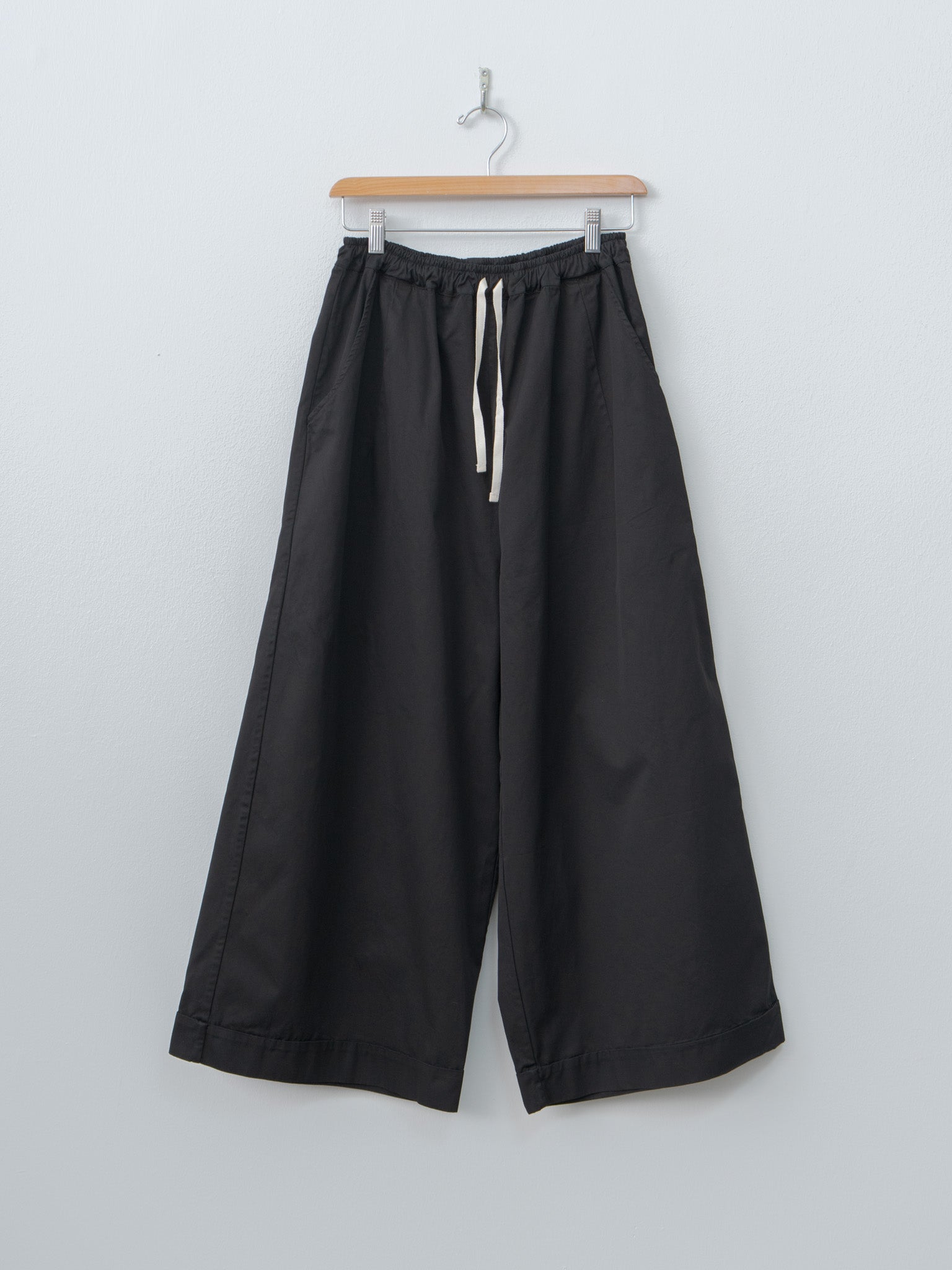 Namu Shop - Nitto Cama Palazzo Pants - Black