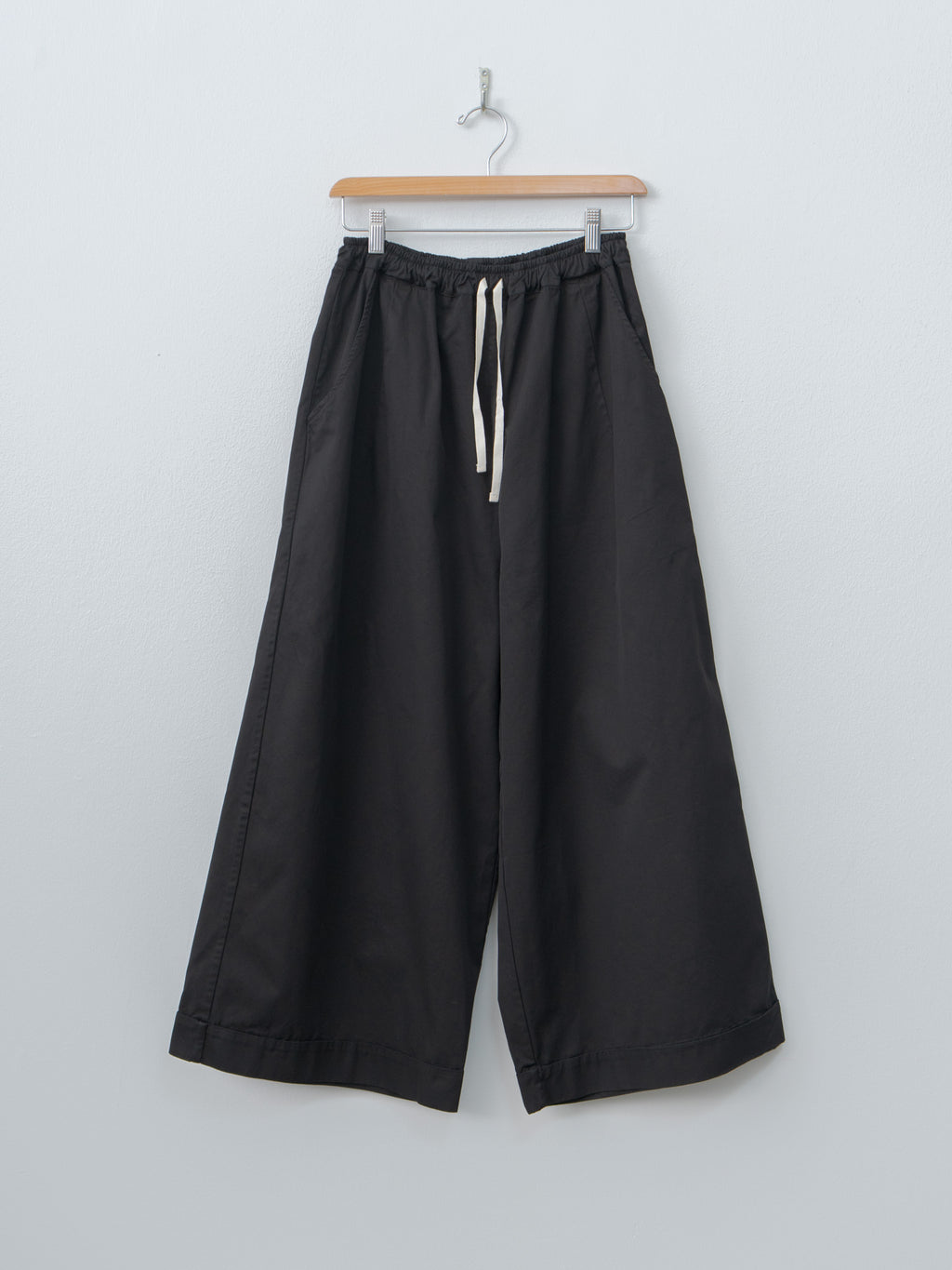 Namu Shop - Nitto Cama Palazzo Pants - Black