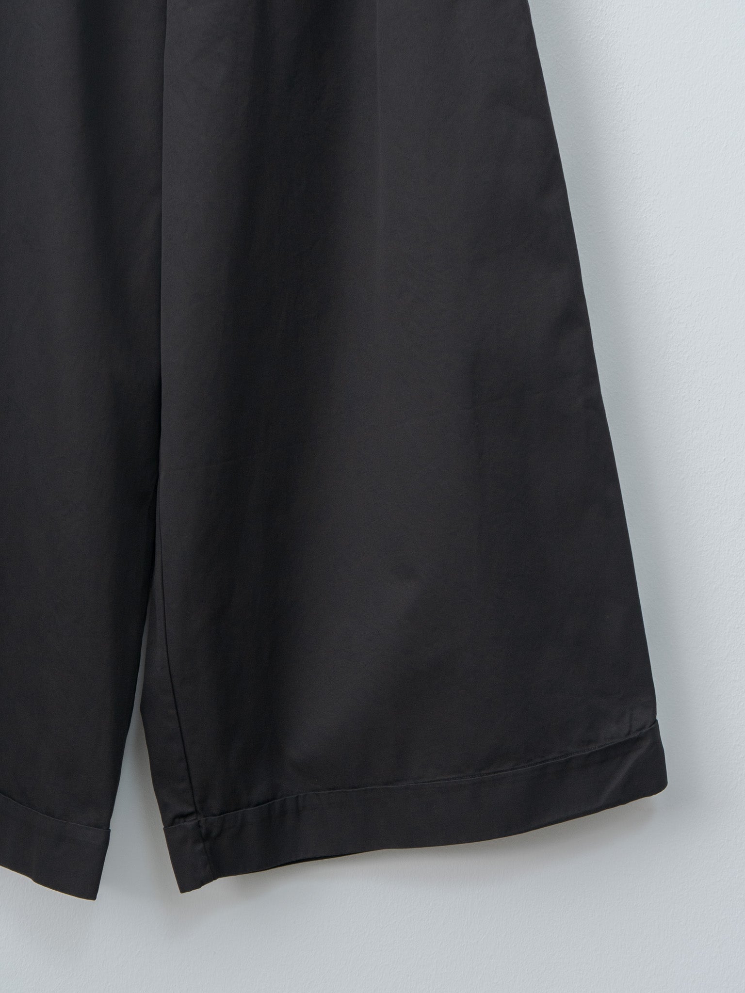 Namu Shop - Nitto Cama Palazzo Pants - Black