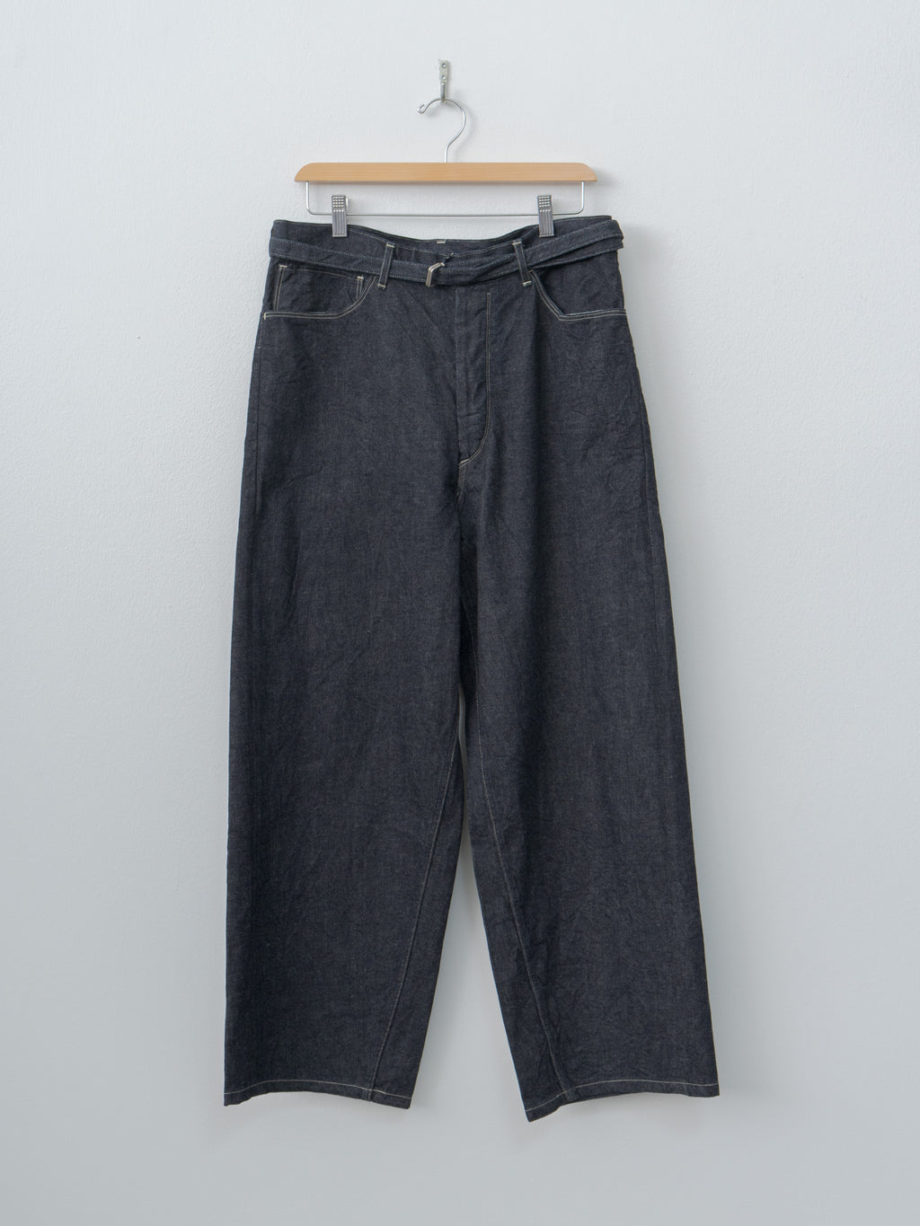 Namu Shop - Blurhms 12.9oz Denim Bias Belted Pants - Indigo