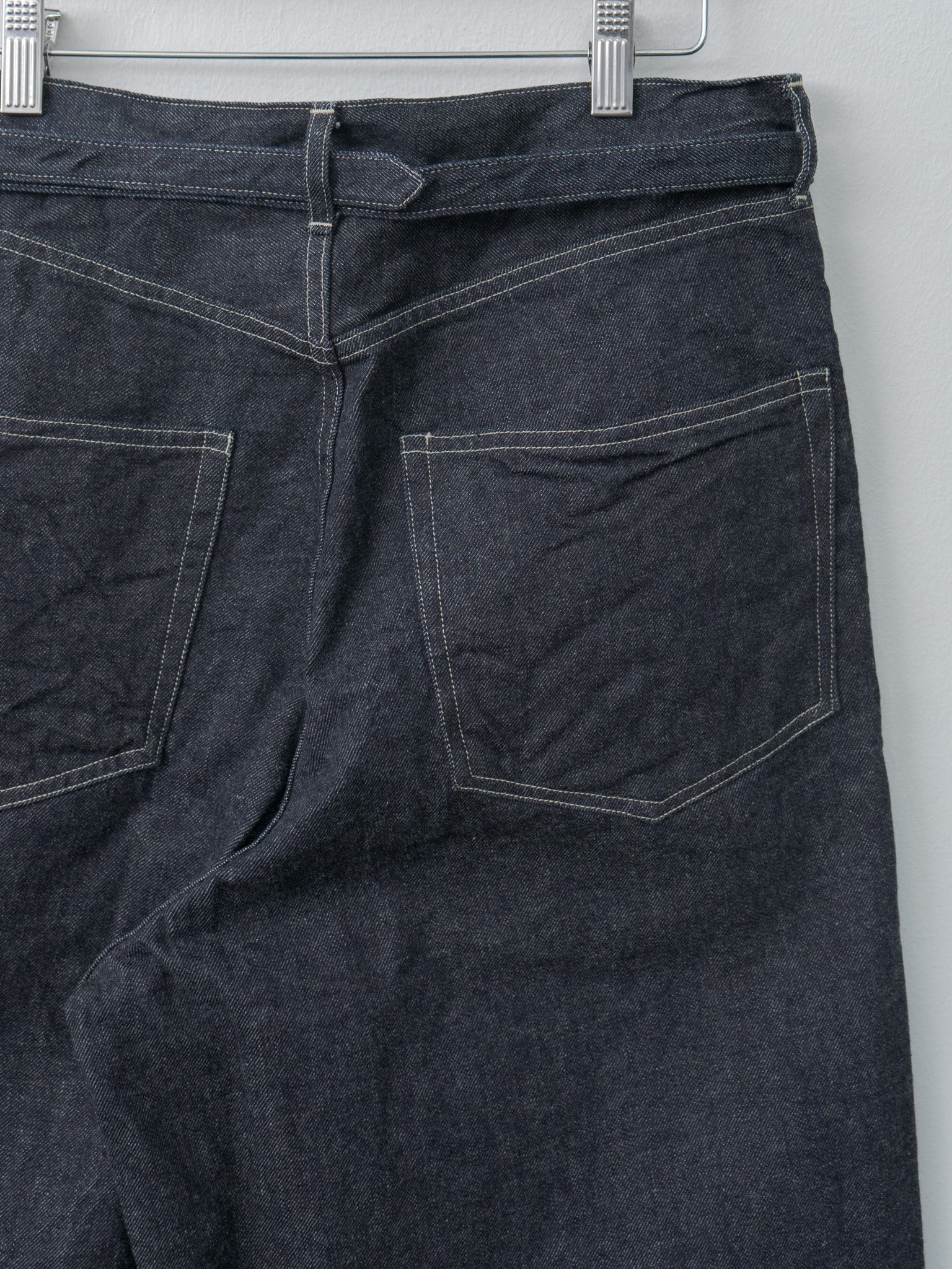 Namu Shop - Blurhms 12.9oz Denim Bias Belted Pants - Indigo