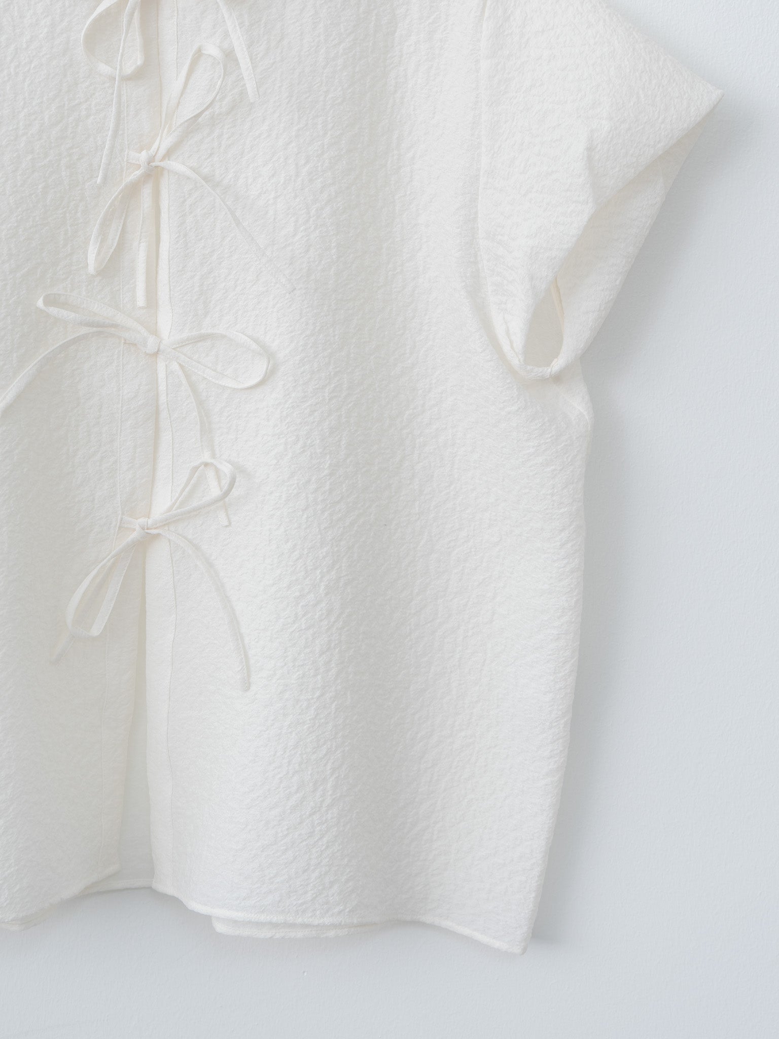 Namu Shop - Eleph Auntie Shirt - White
