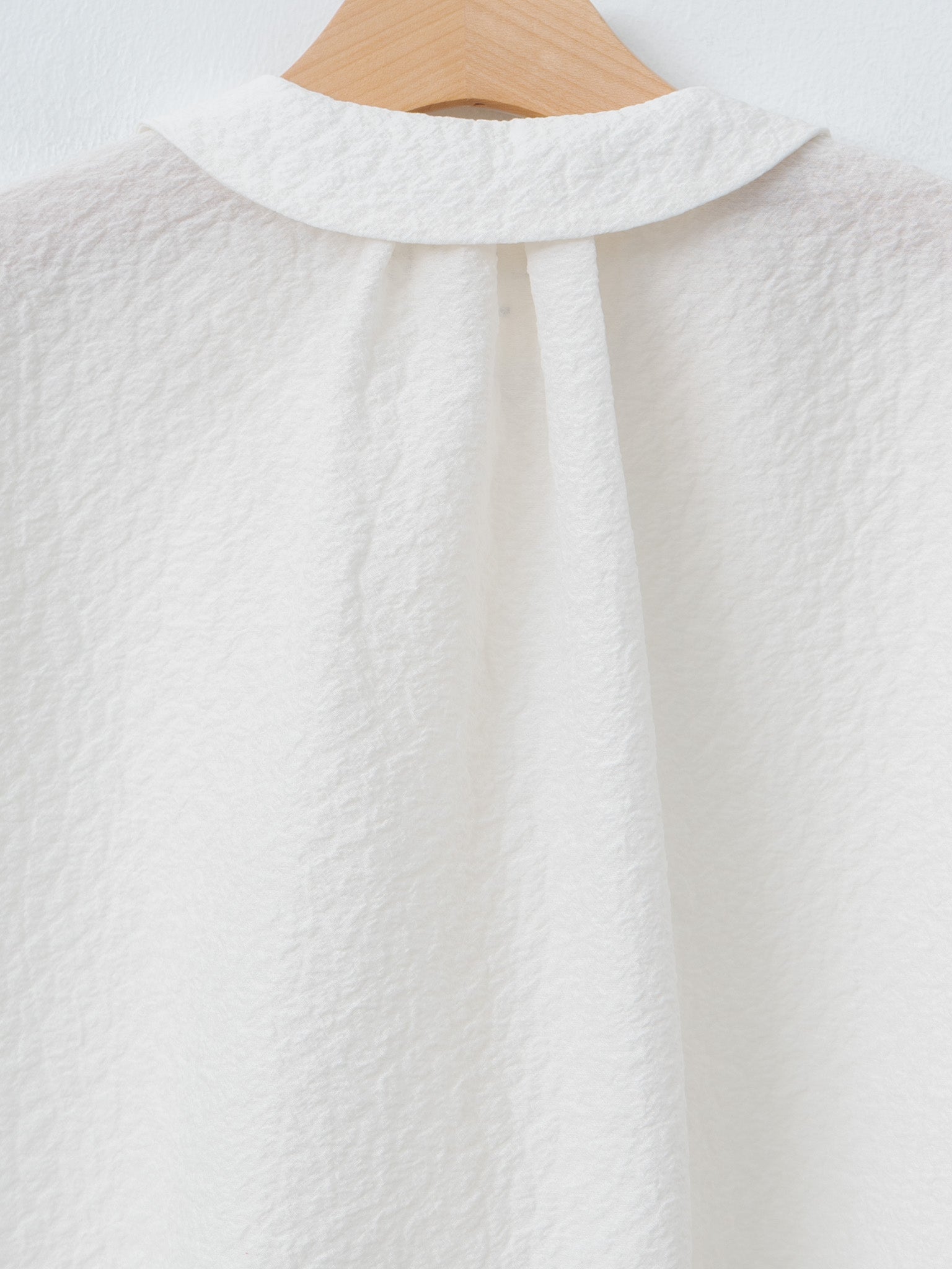 Namu Shop - Eleph Auntie Shirt - White