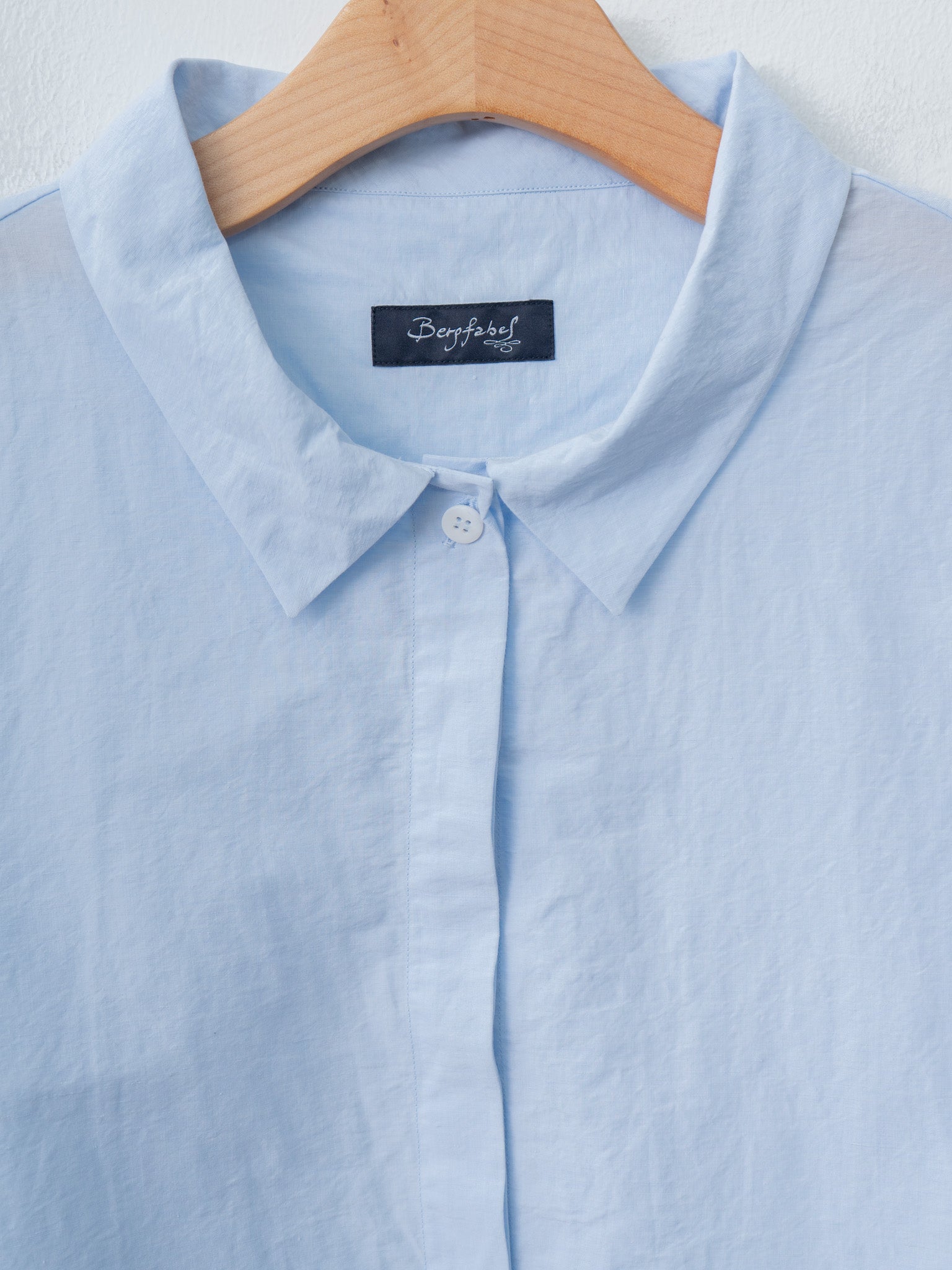 Namu Shop - Bergfabel Alma Shirt - Azur