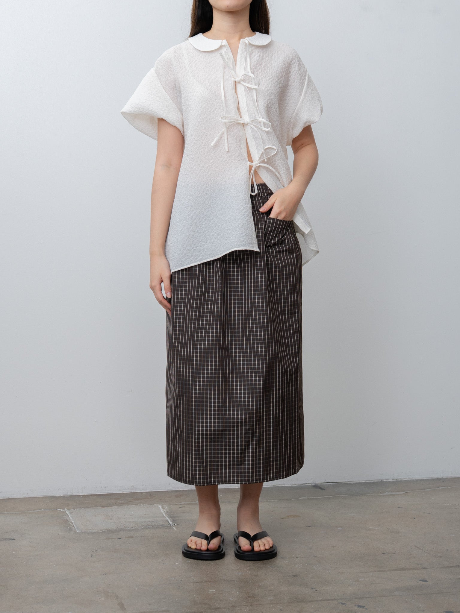 Namu Shop - Eleph Auntie Shirt - White