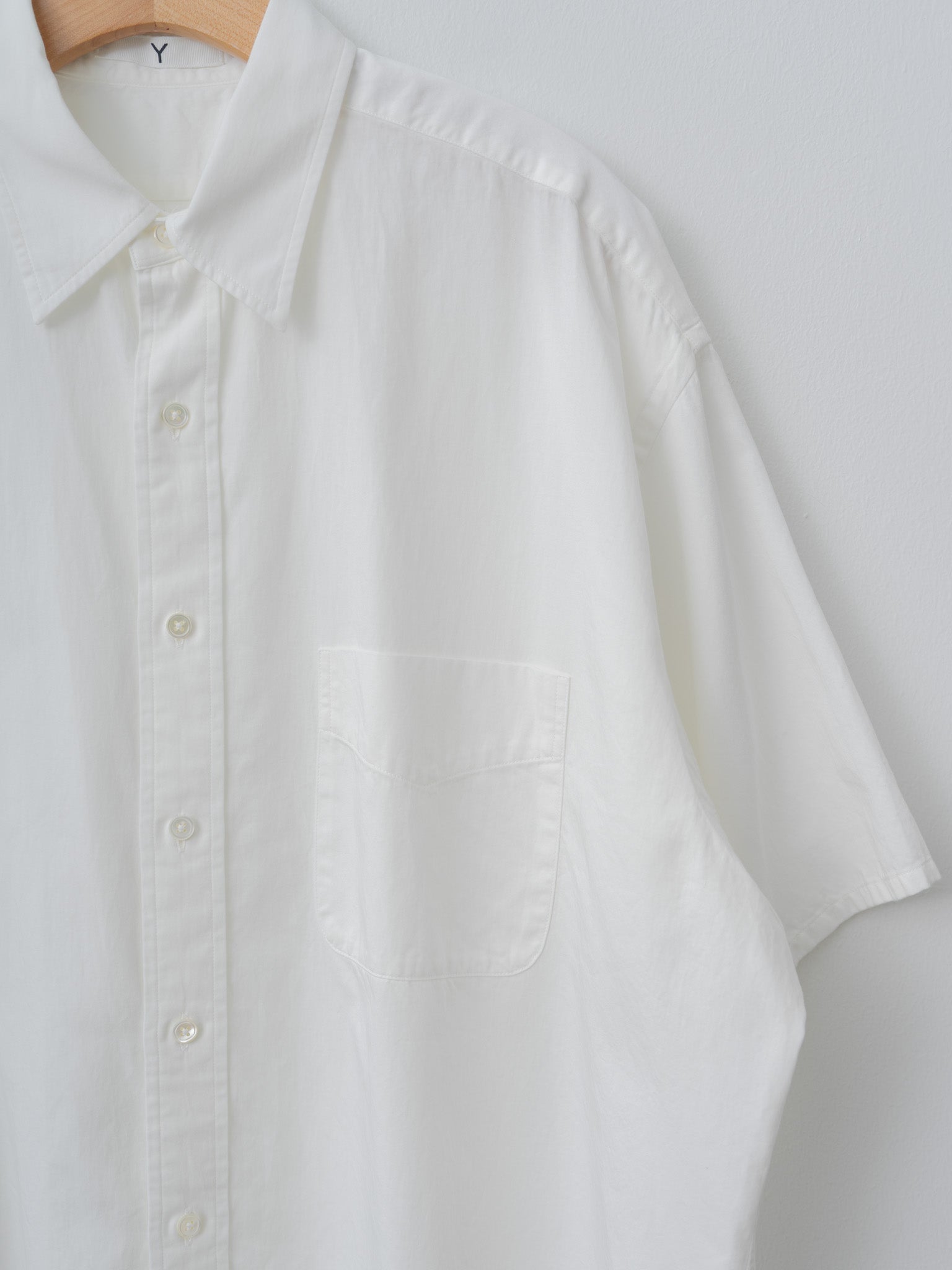 Namu Shop - Y Organic Cotton Washer Satin Short Sleeve SH - White