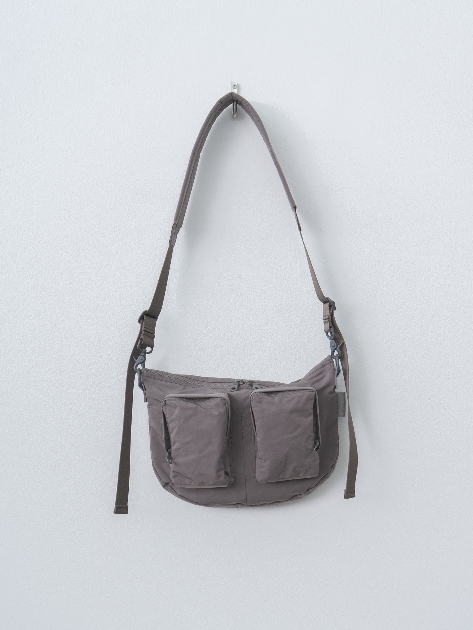 Split Yarn Bodybag S - Gray