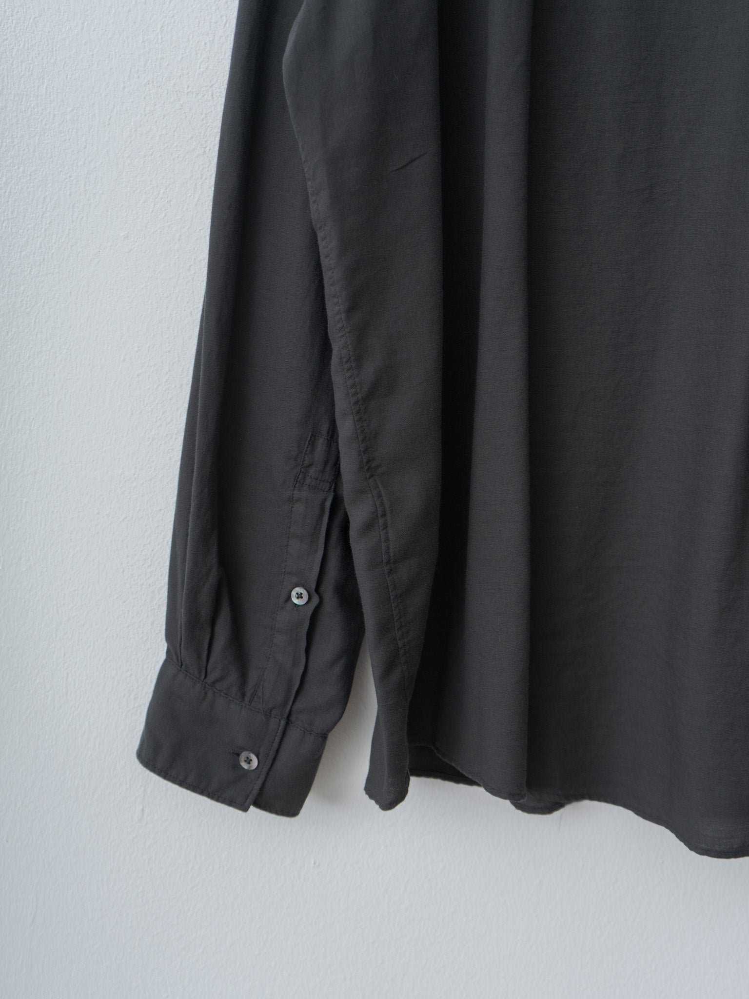 Namu Shop - Yoke Cotton Silk Twill Garment-dyed Loose Shirt - Carbon