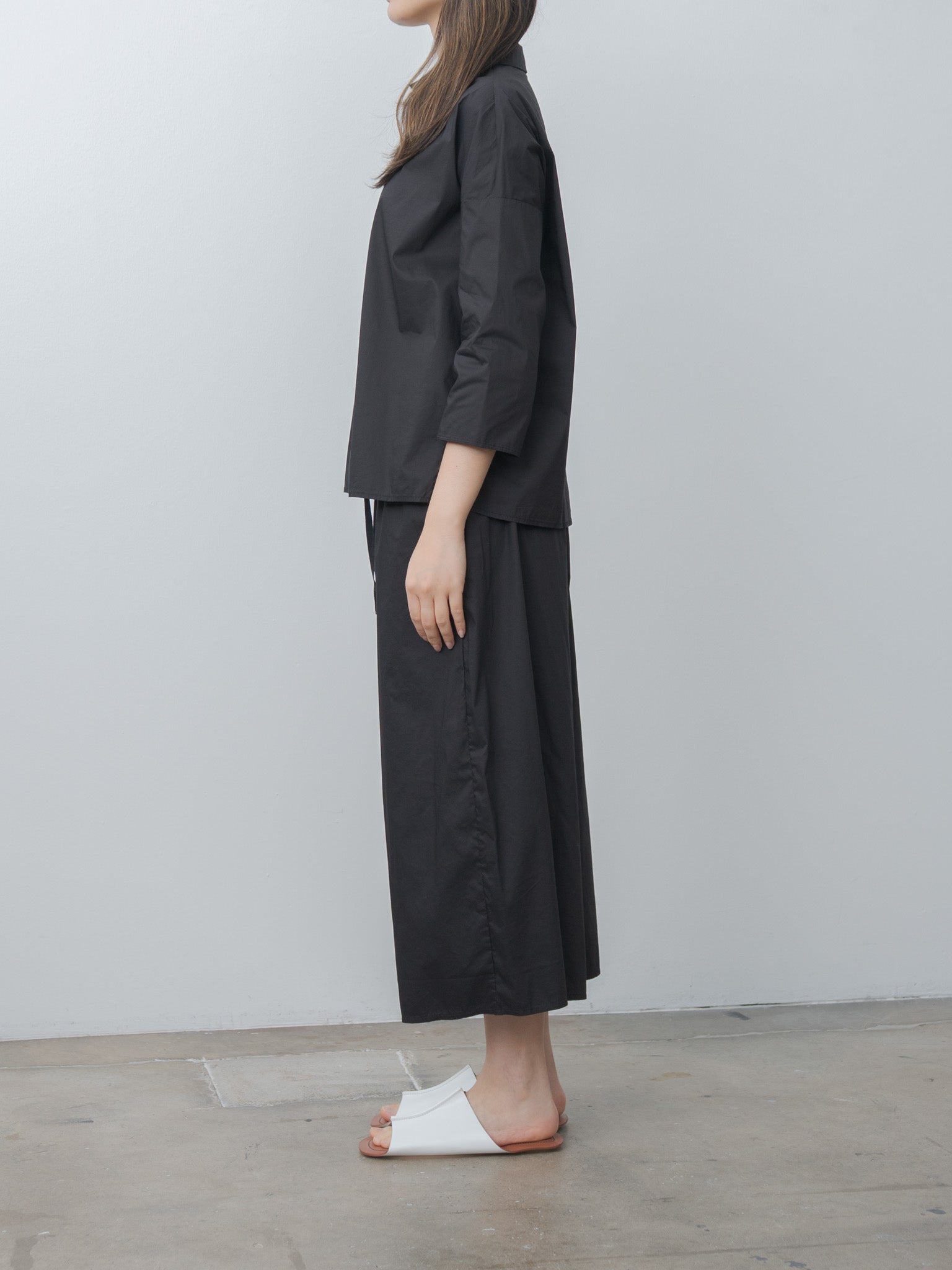 Namu Shop - Album di Famiglia Short Collar Shirt TSL - Black
