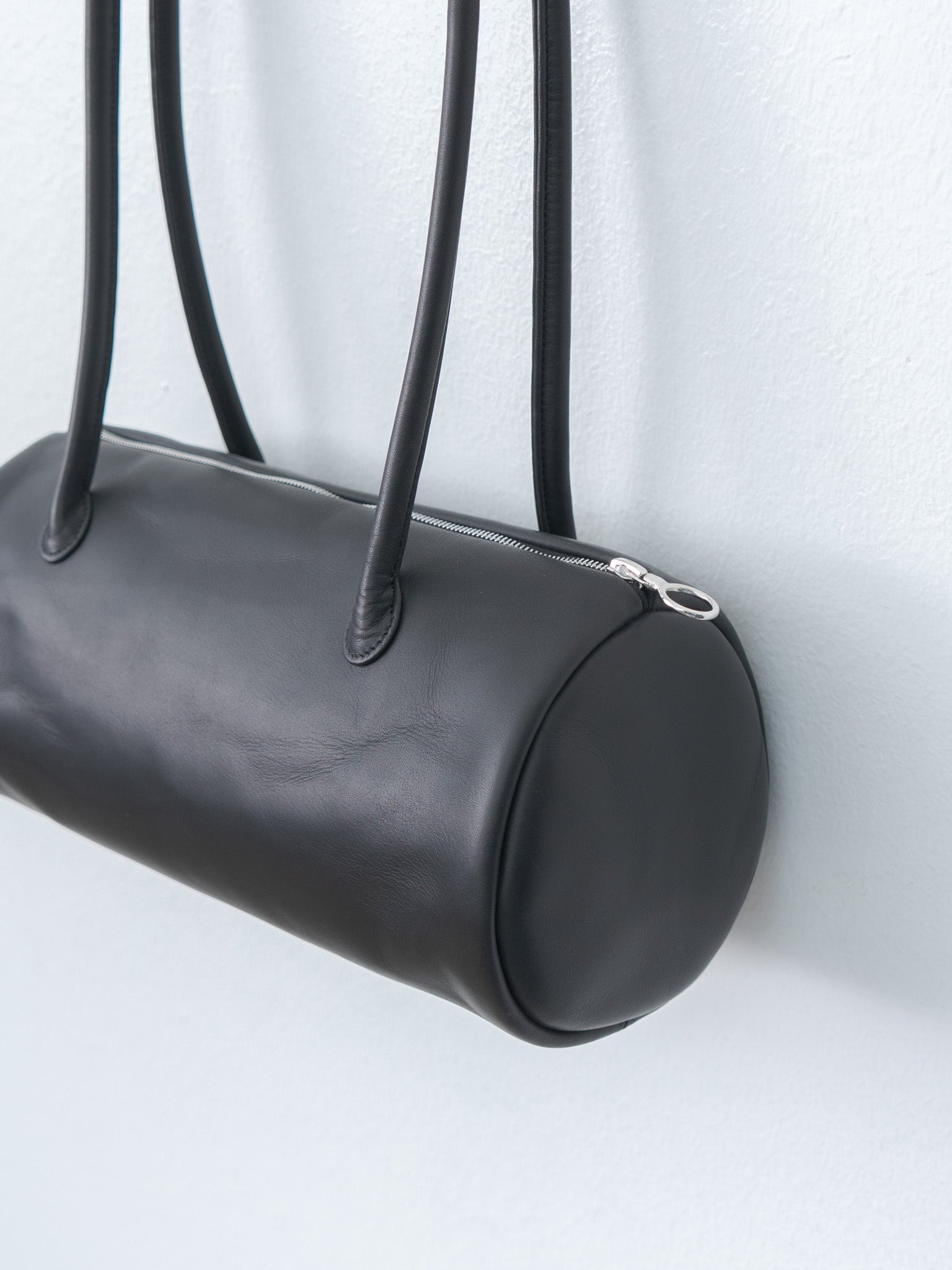 Namu Shop - Aeta Cylinder Boston Long Handle - Black