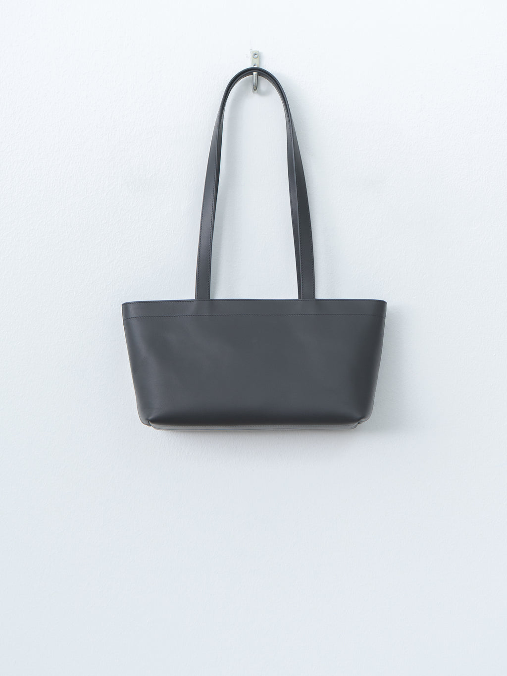 Namu Shop - Aeta GE09 Long Handle Zipper Tote S - Black
