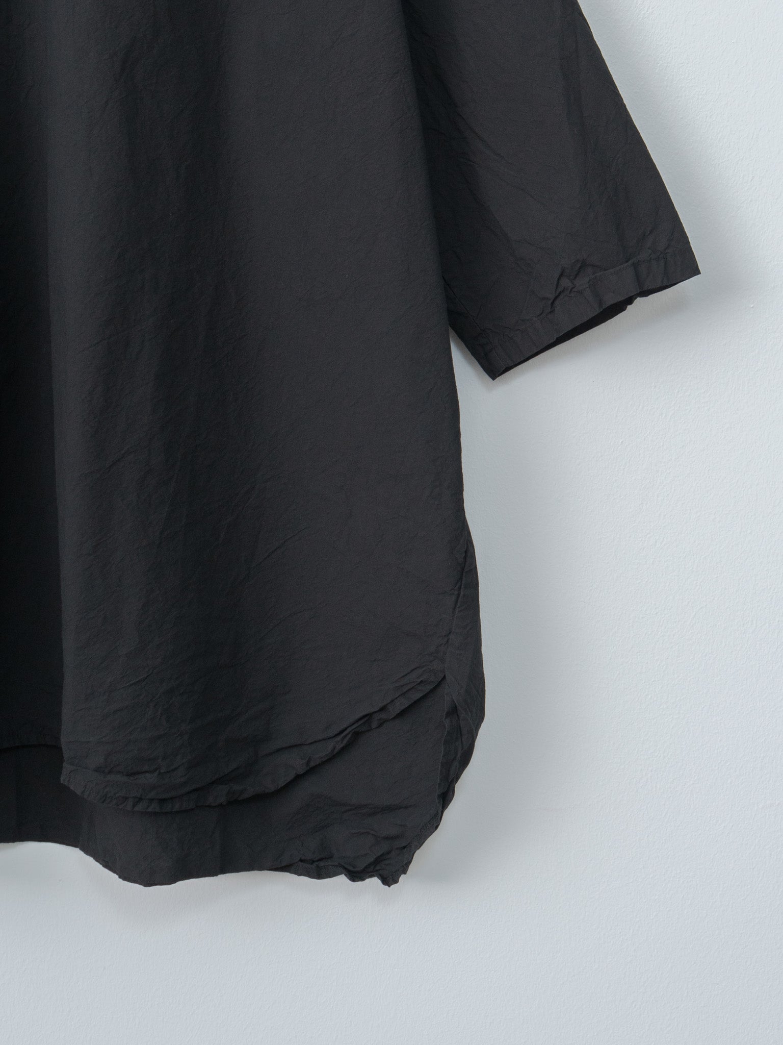 Shrink Open Collar Shirt - Black