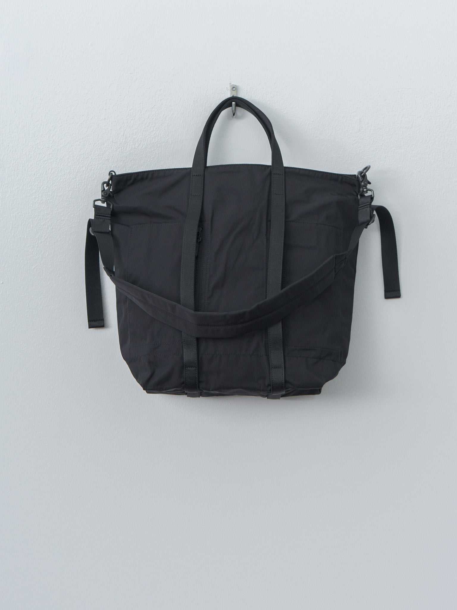 Gabardine 2-Way Shoulder T - Black