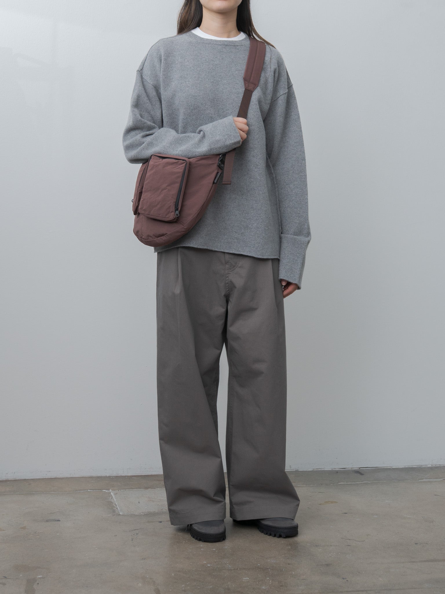 Split Yarn Bodybag M - Bordeaux Brown