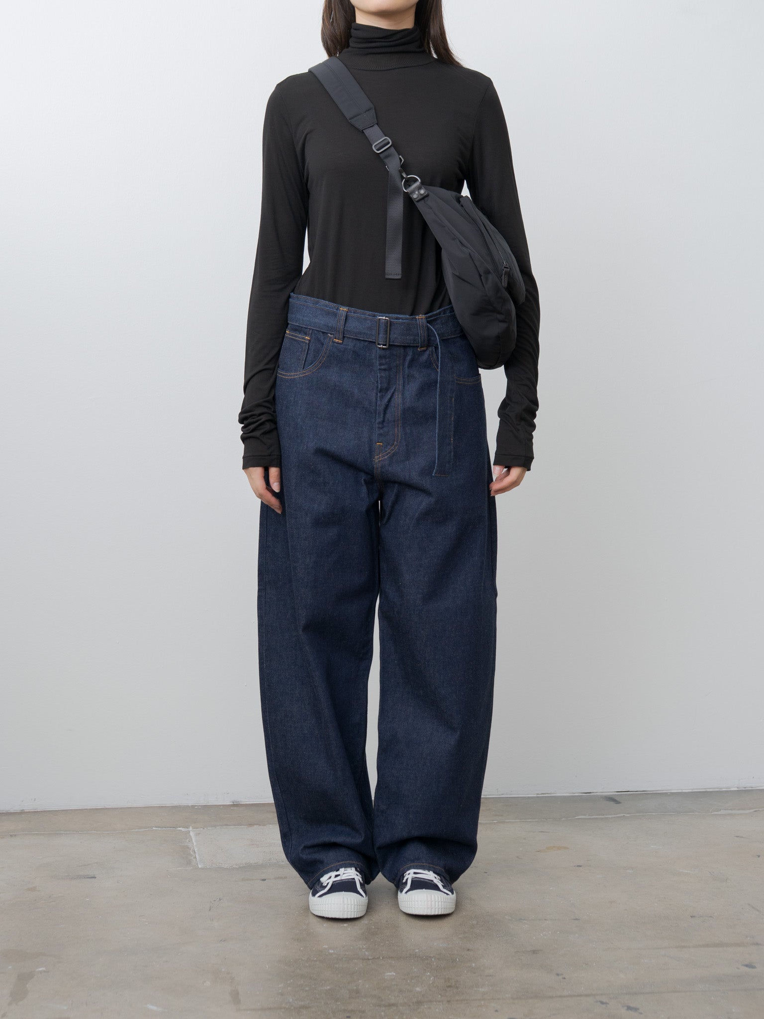 Gabardine Bodybag M - Black