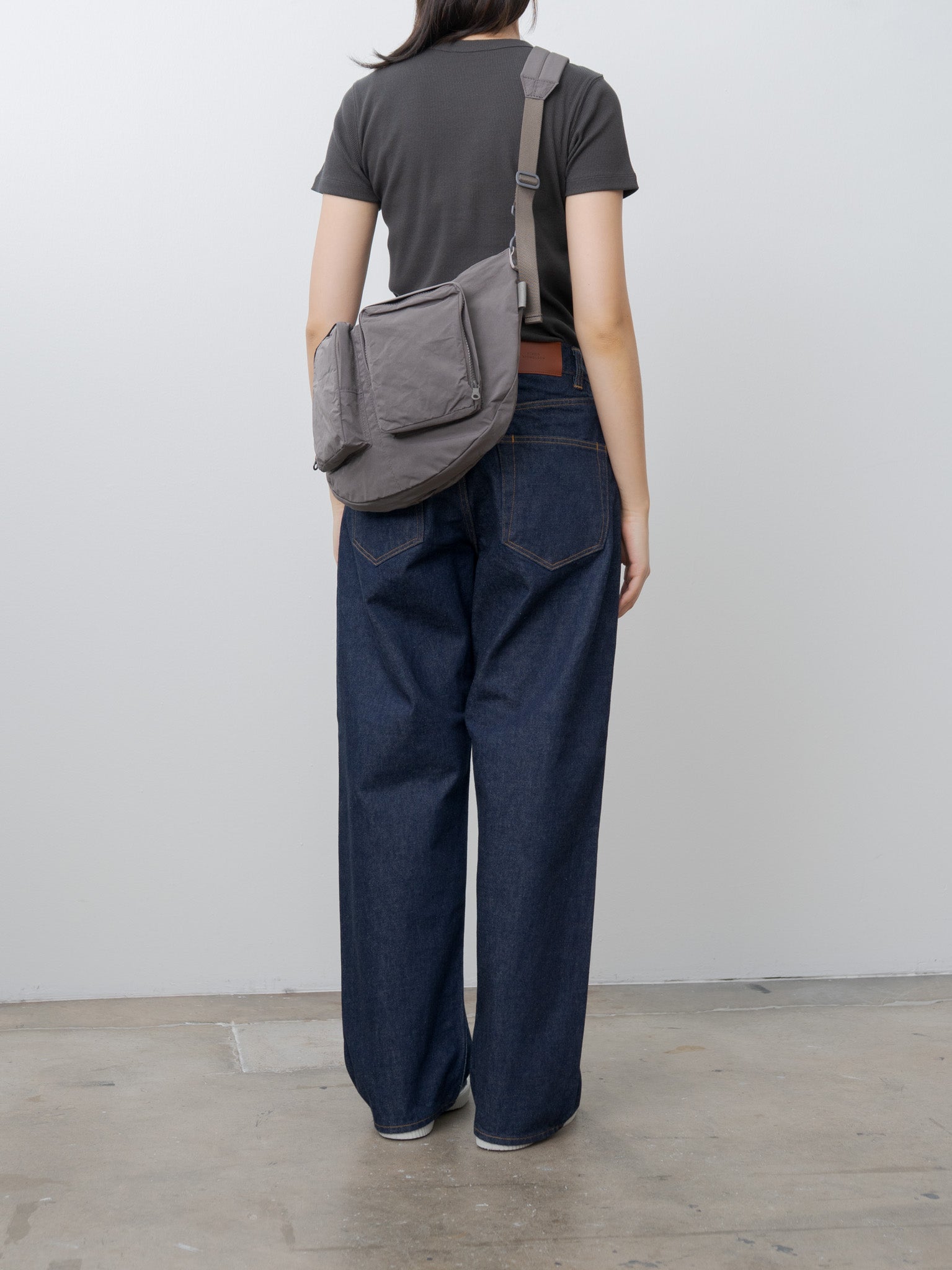 Split Yarn Bodybag M - Gray