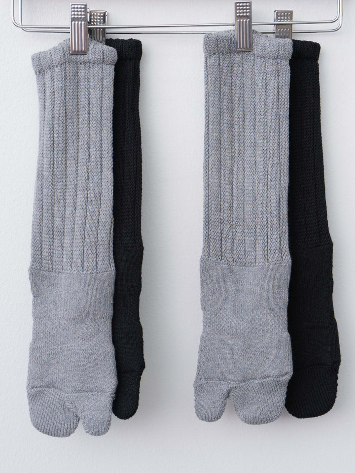 Namu Shop - Yoko Sakamoto Tabi Pile Socks - Heather Gray, Black