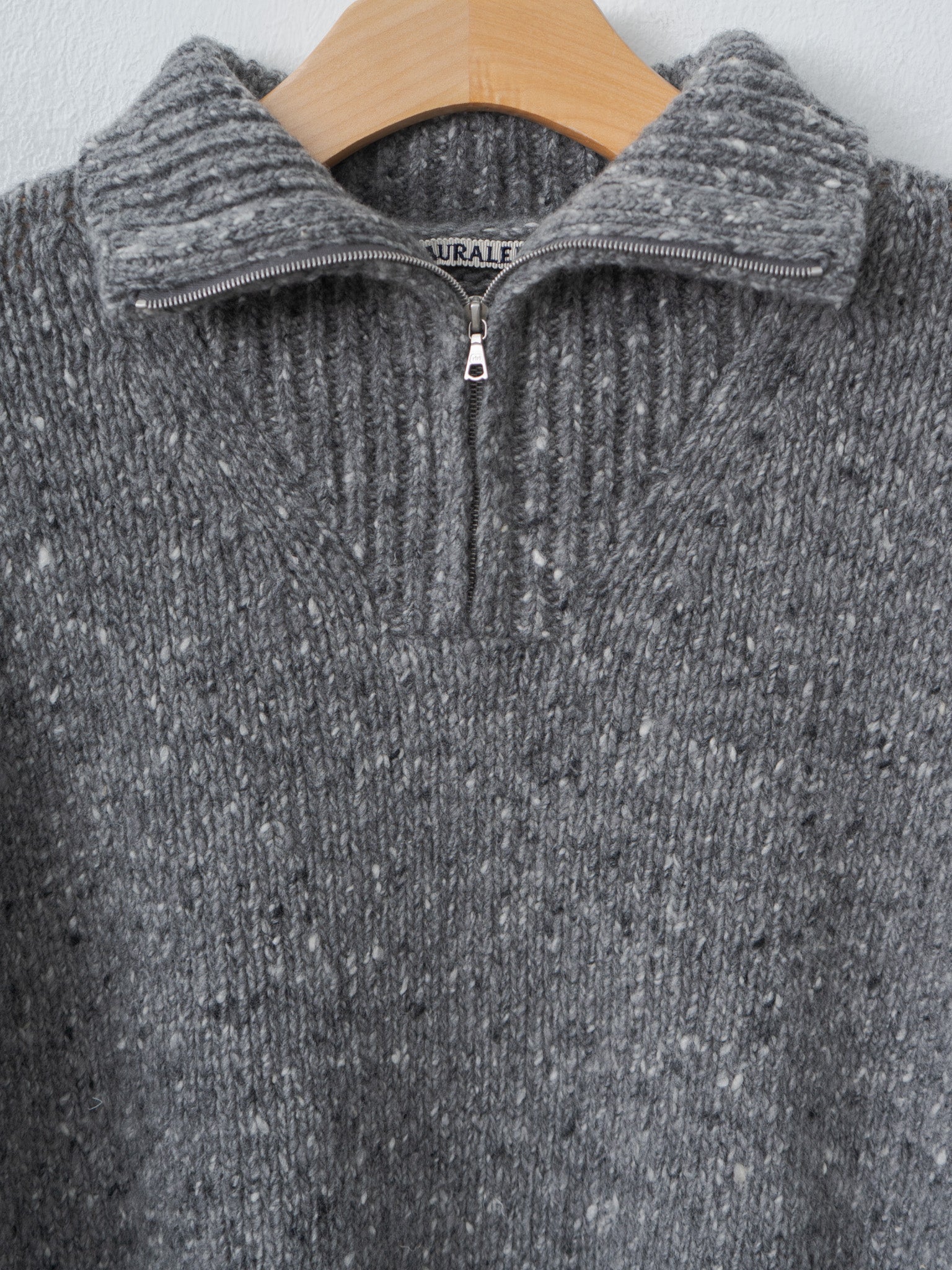 Namu Shop - Auralee Low-Gauge Homespun Tweed Knit Zip Turtle