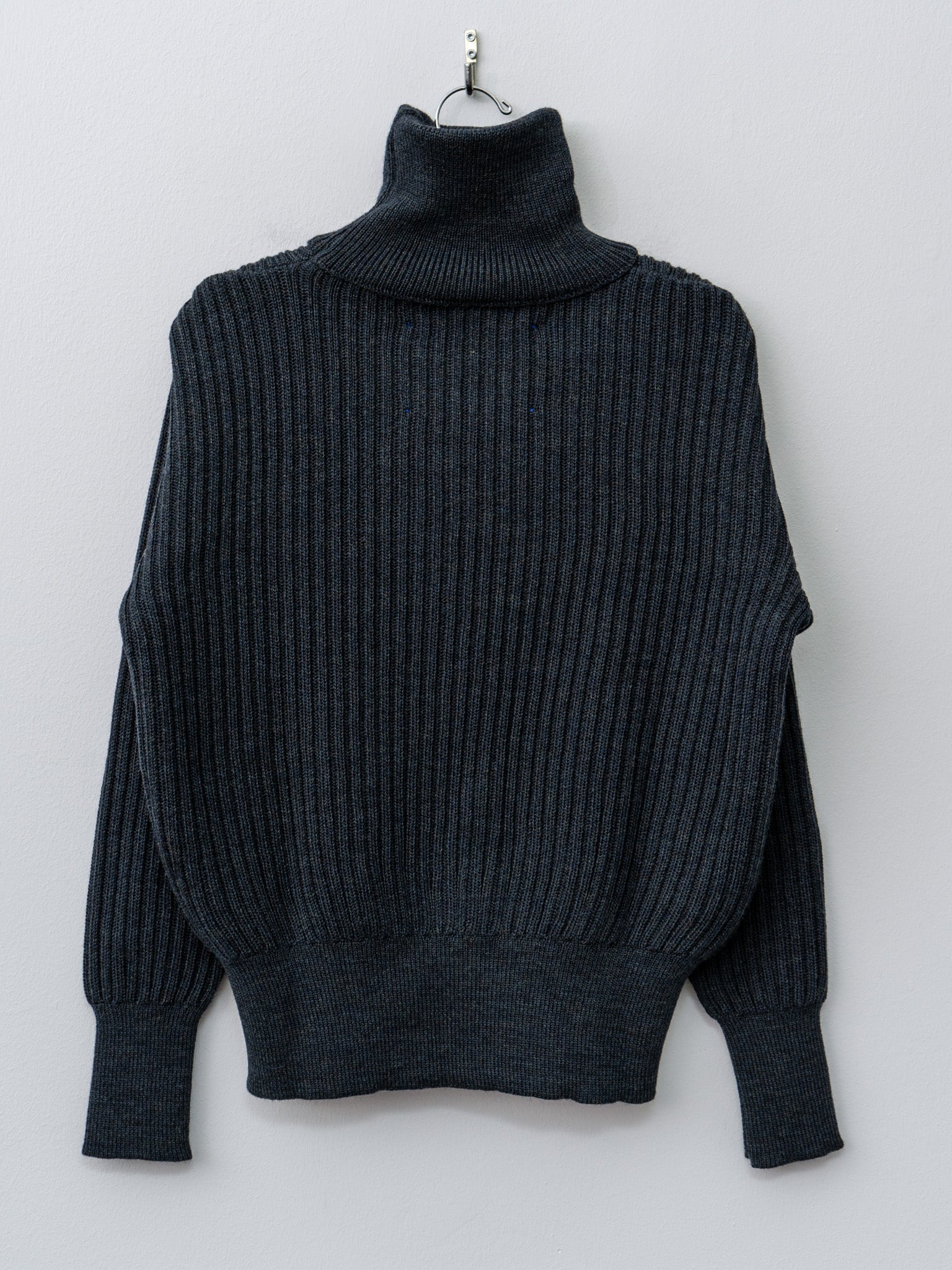 Namu Shop - Studio de Lostanges Funnel Neck Sweater - Navy