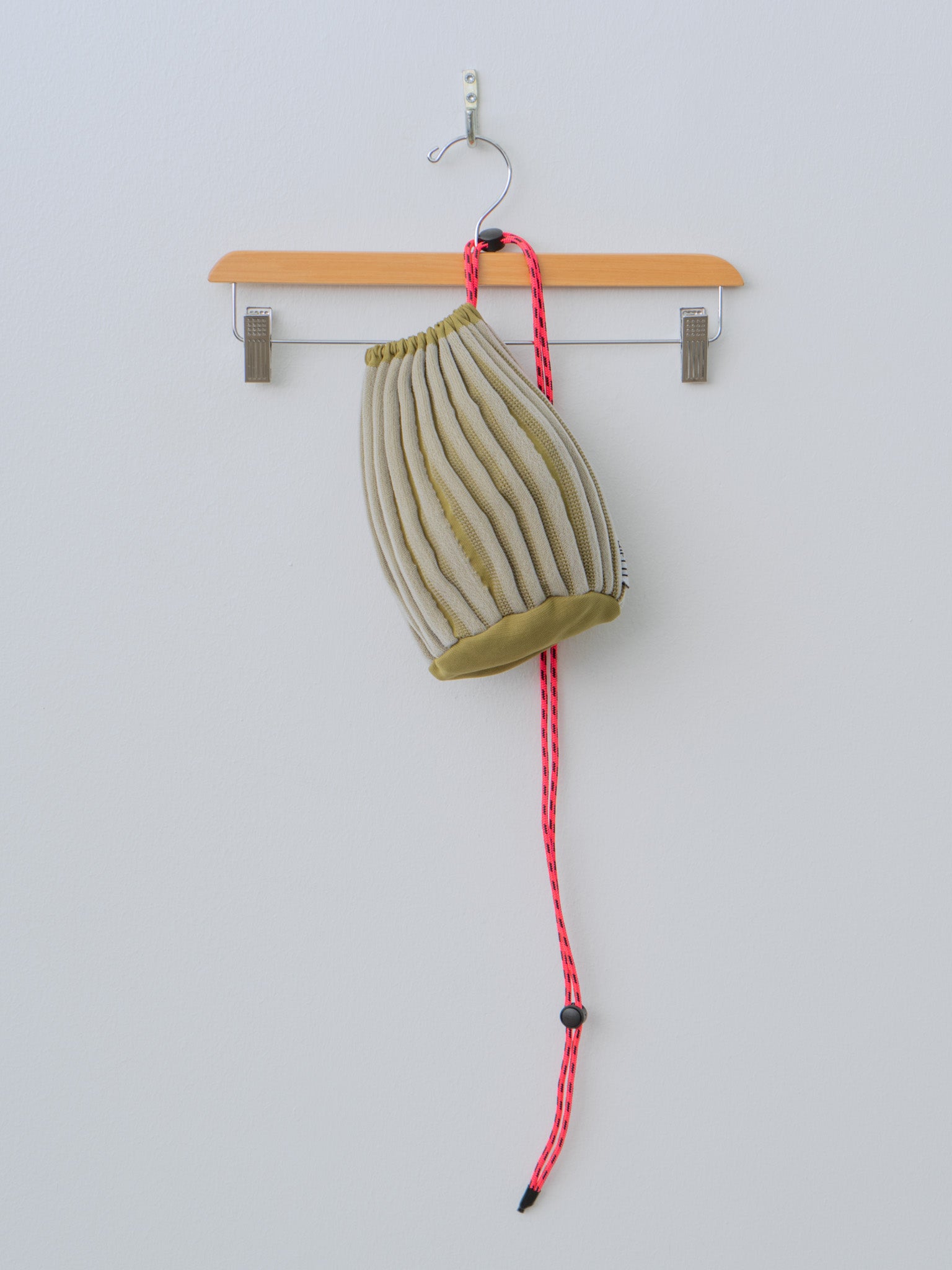 Namu Shop - Bielo Bouncy Mid Bag - Khaki bag/Pink cord