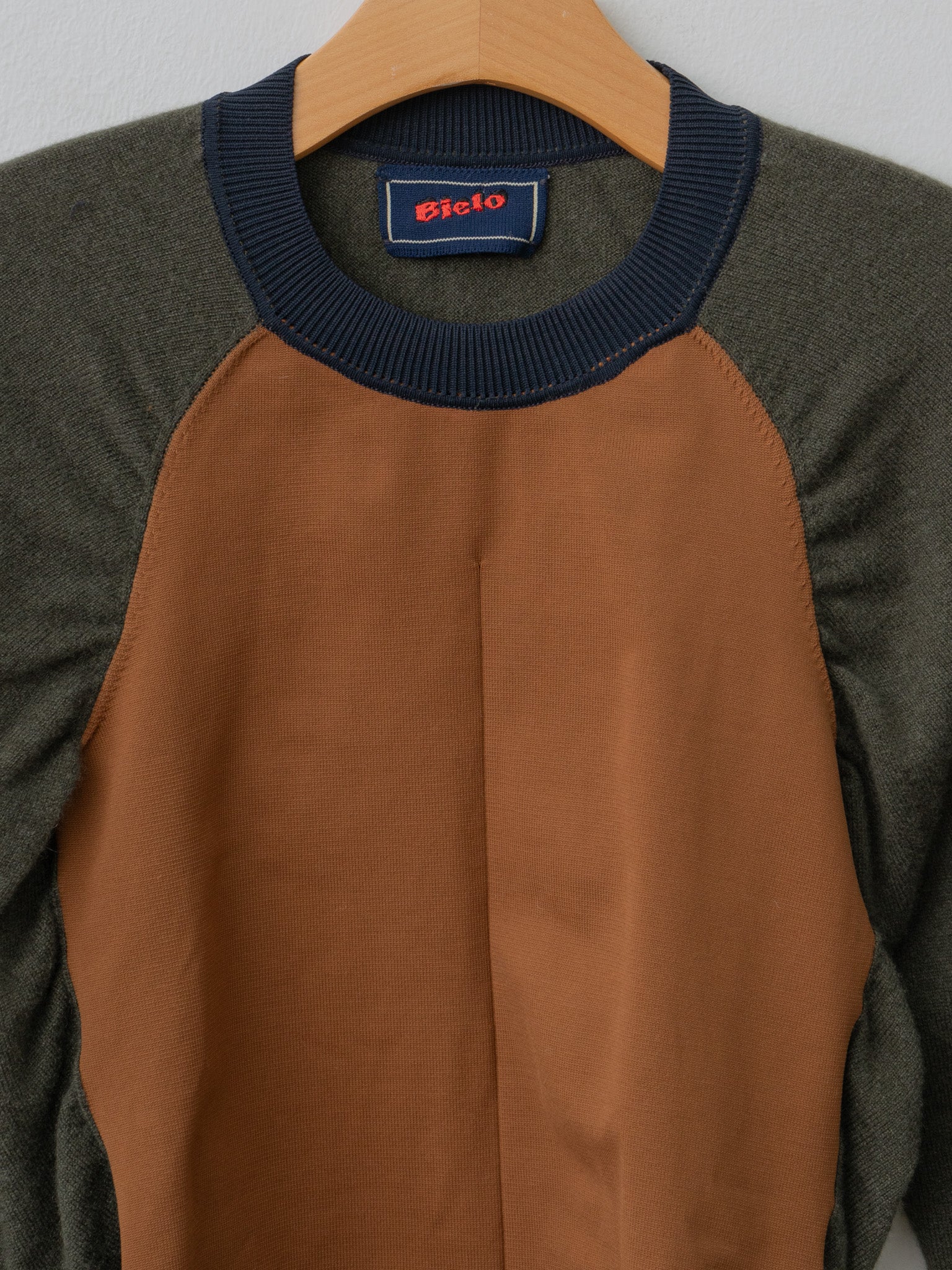 Namu Shop - Bielo Kult Knit - Caramel/Moss