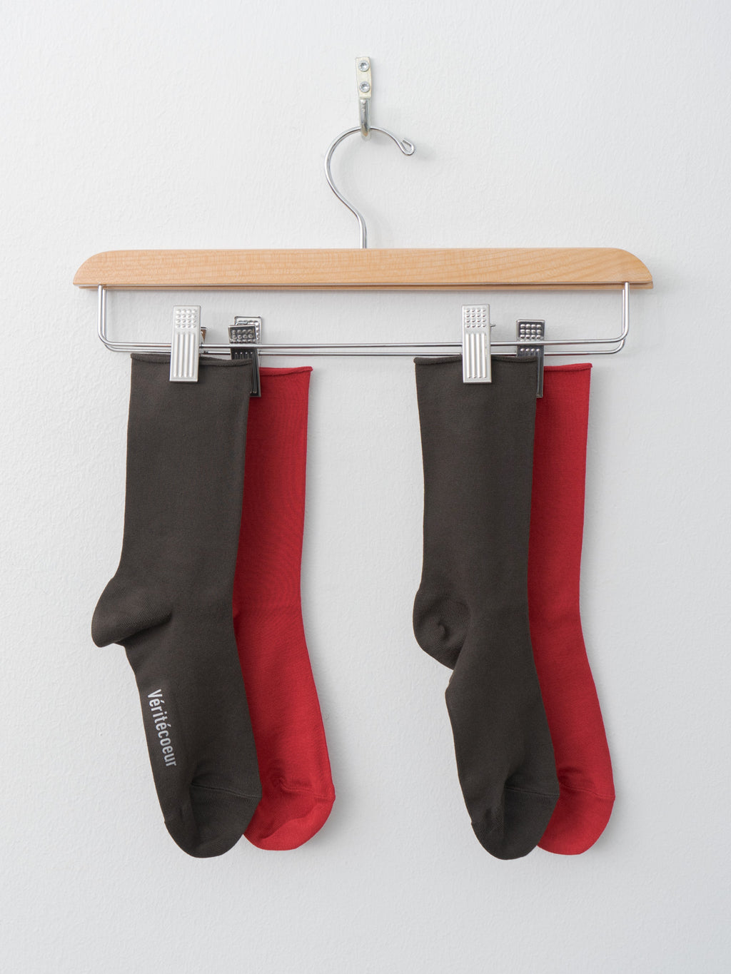 Namu Shop - Veritecoeur Roll Hem Socks - Brown, Red